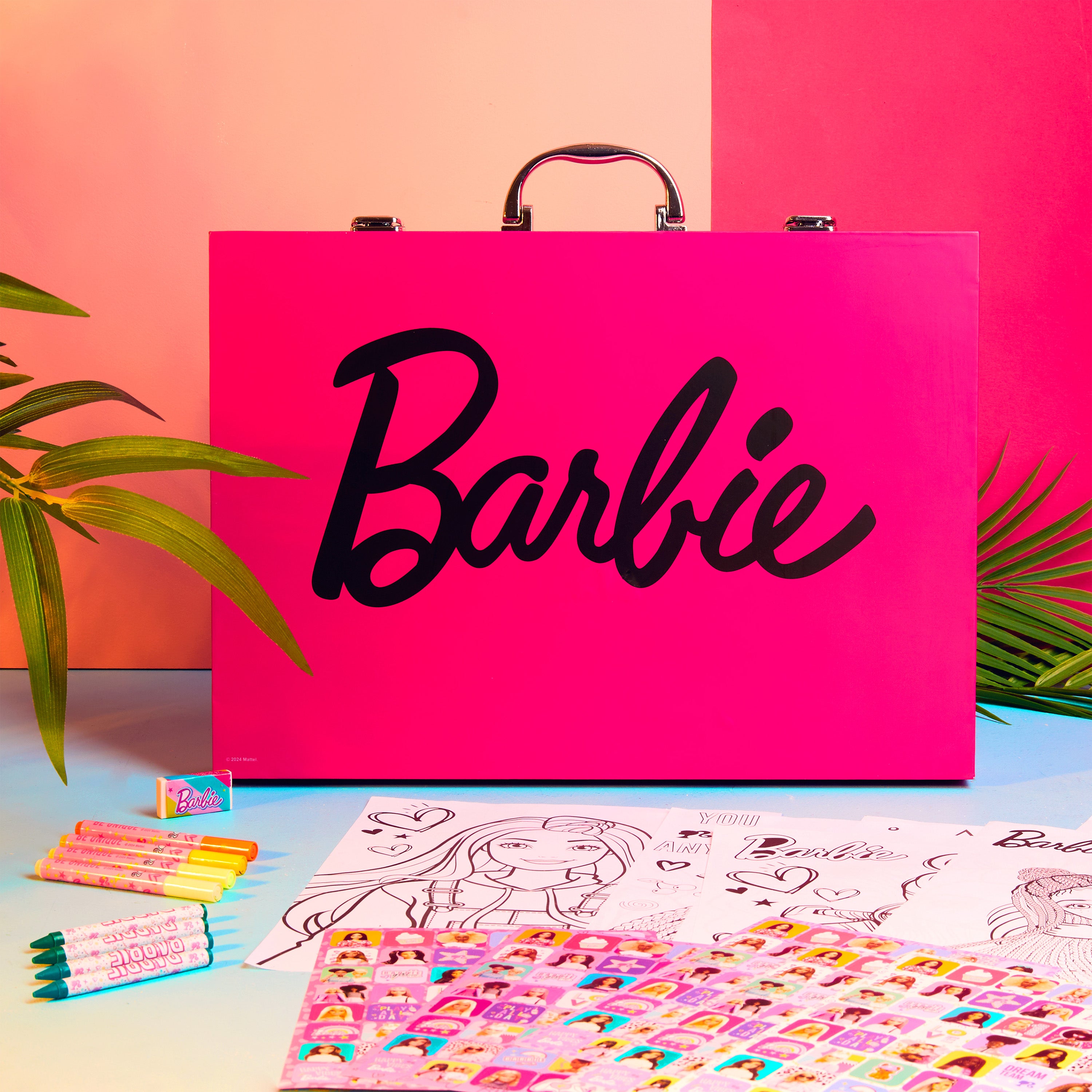 barbie-school-supplies-coffret-dessin-130-pi-ces-voyage-fille image 3