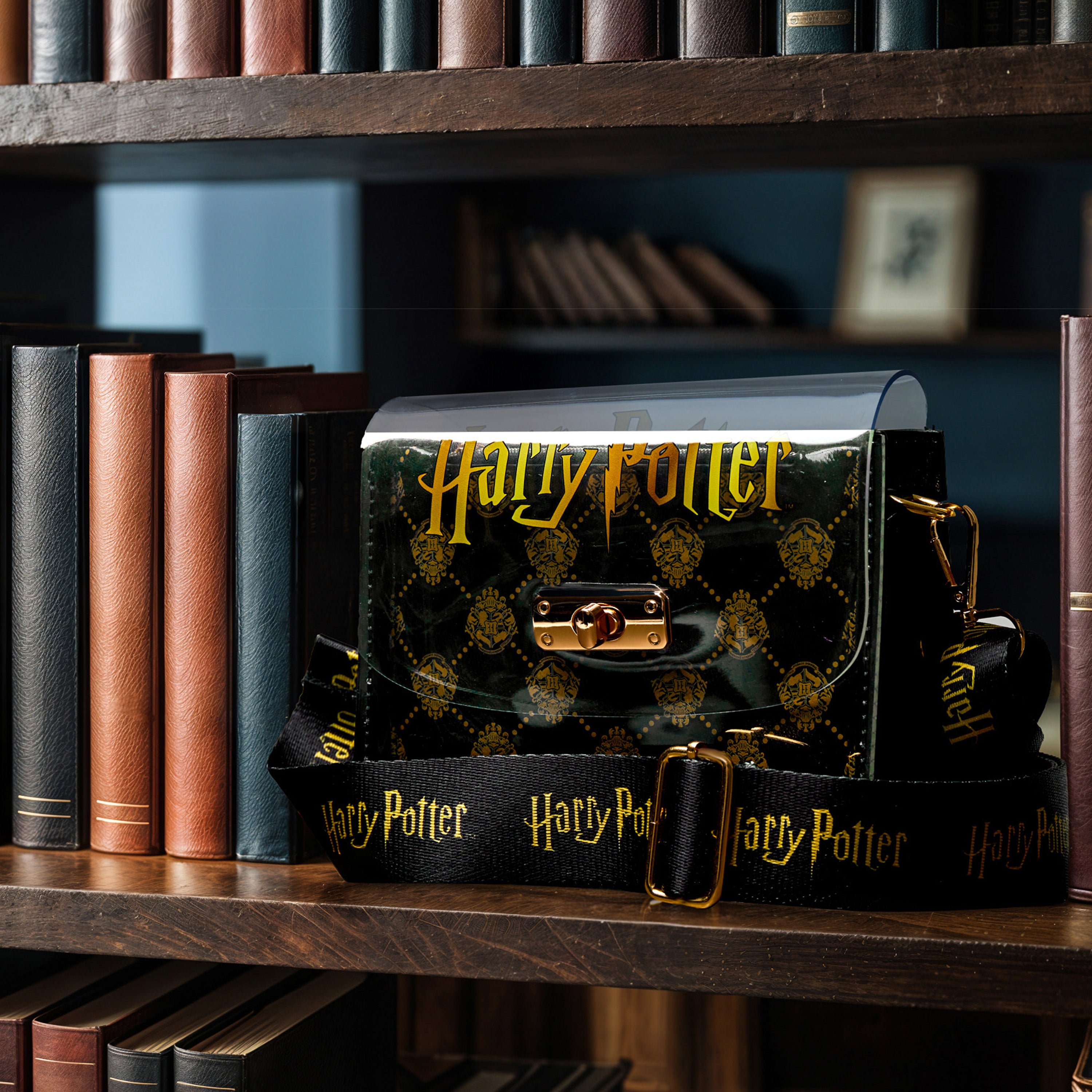harry-potter-sac-bandouli-re-fille-pochette-noire-poudlard image 5