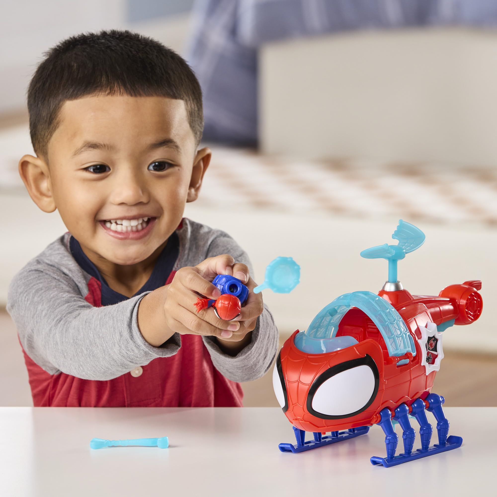 spidey-et-ses-amis-h-lico-quipe-spidey-figurine-7-5-cm image 3