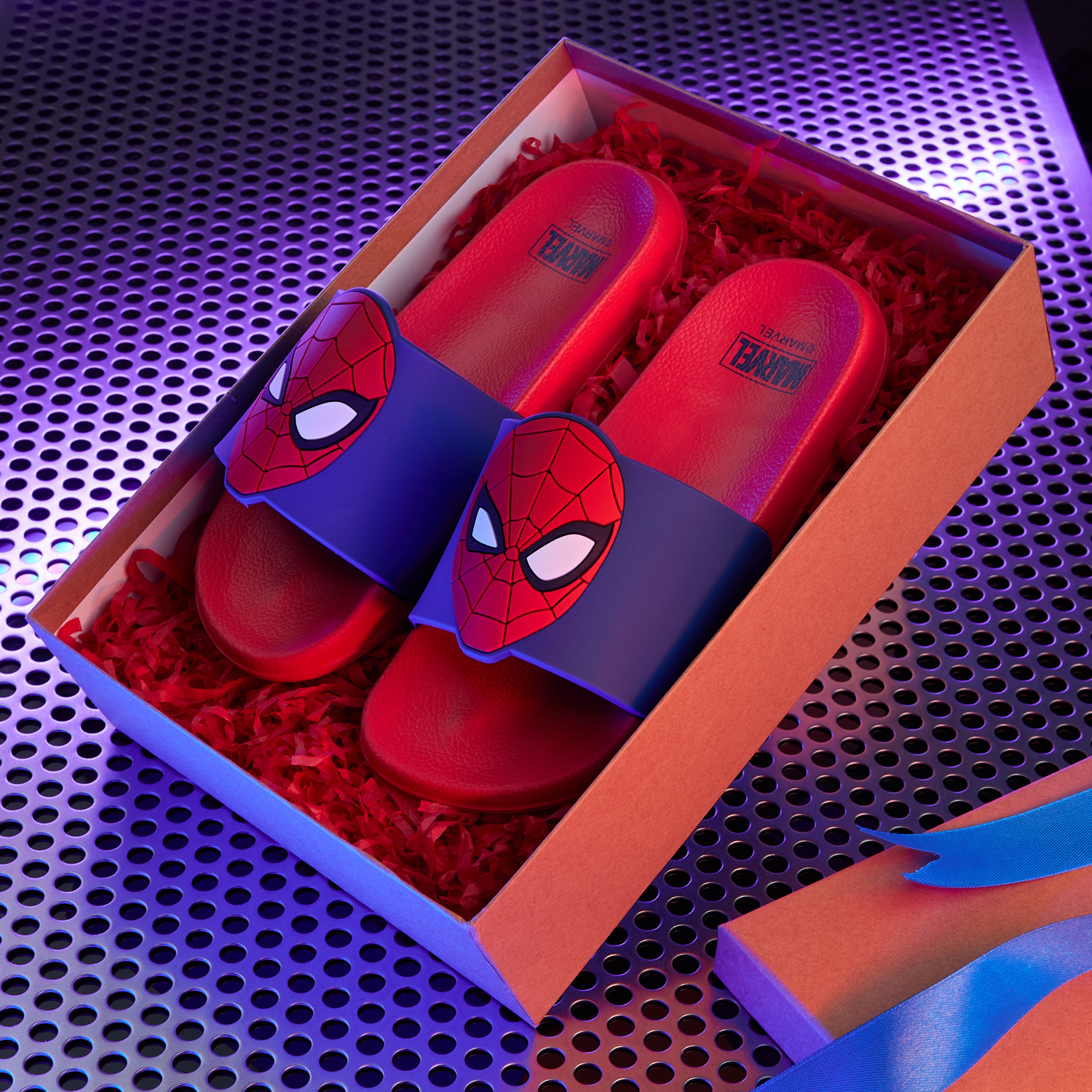 get-trend-boys-claquettes-spiderman-marvel-gar-on-plage-eva image 2