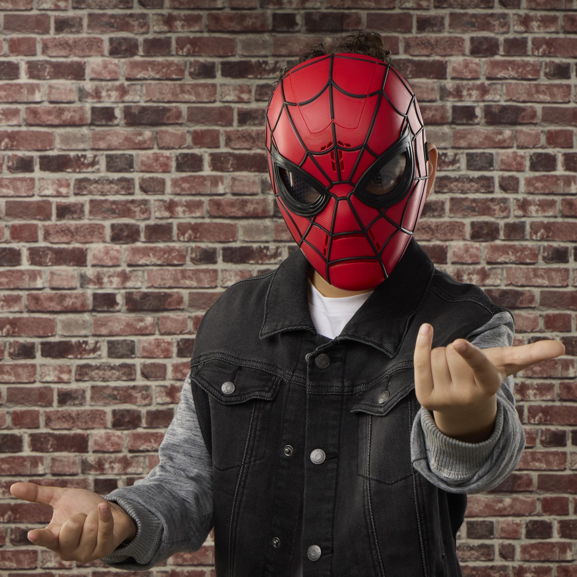 hasbro-spider-man-brand-new-day-masque-lumineux-sonore-enfant image 8