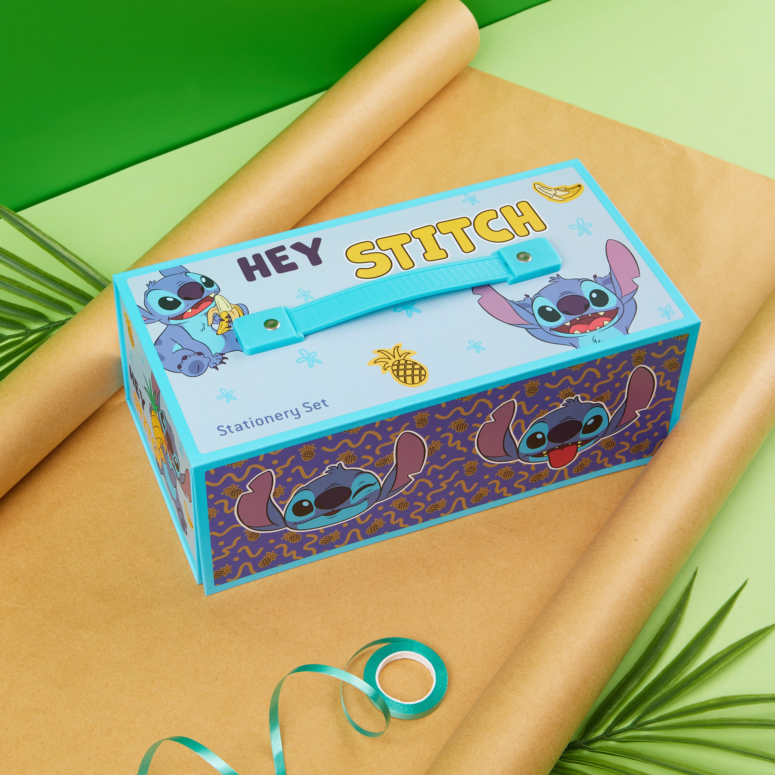 get-trend-school-supplies-stitch-coffret-dessin-30-pi-ces-bleu image 2
