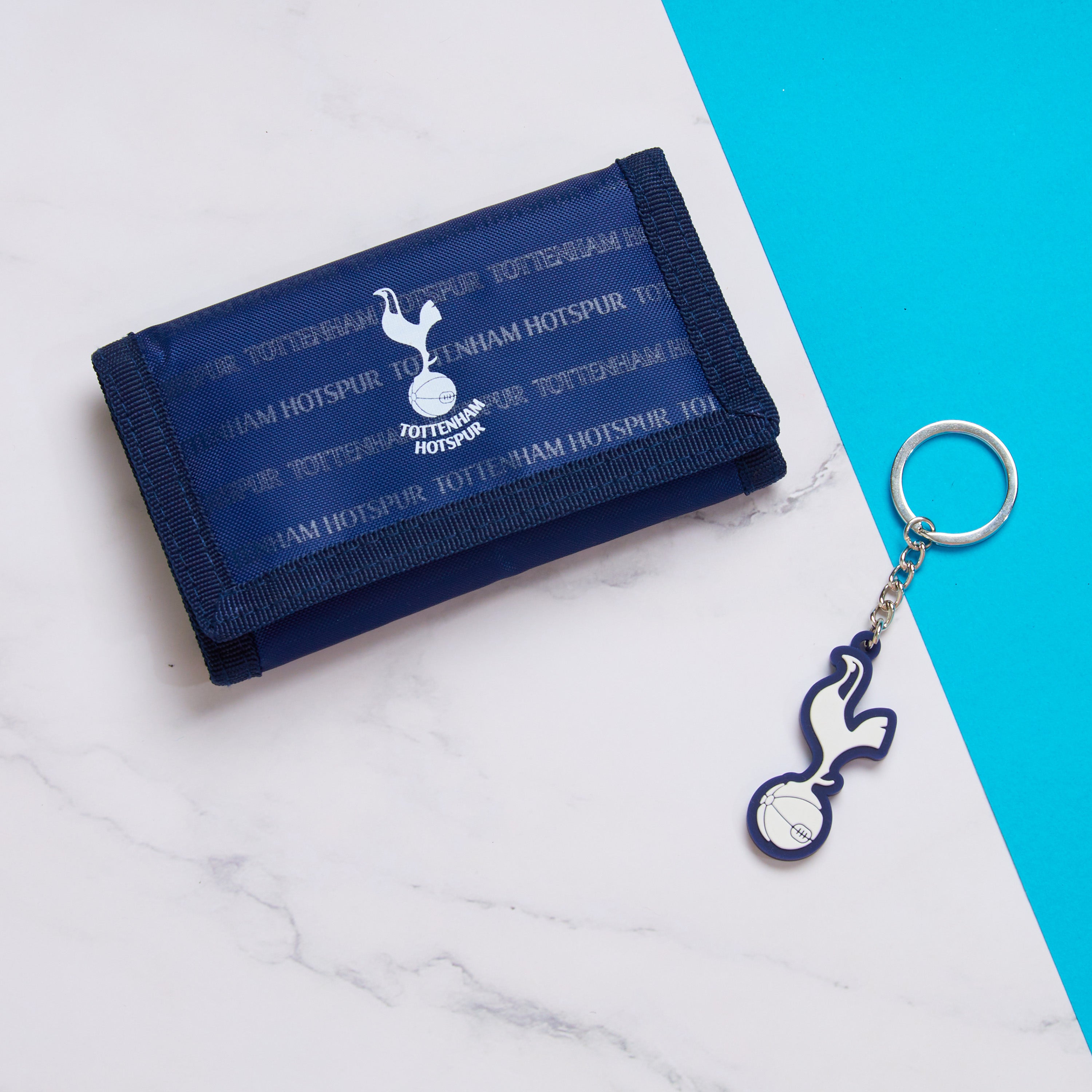tottenham-hotspur-portefeuille-gar-on-3-volets-cl-s image 2