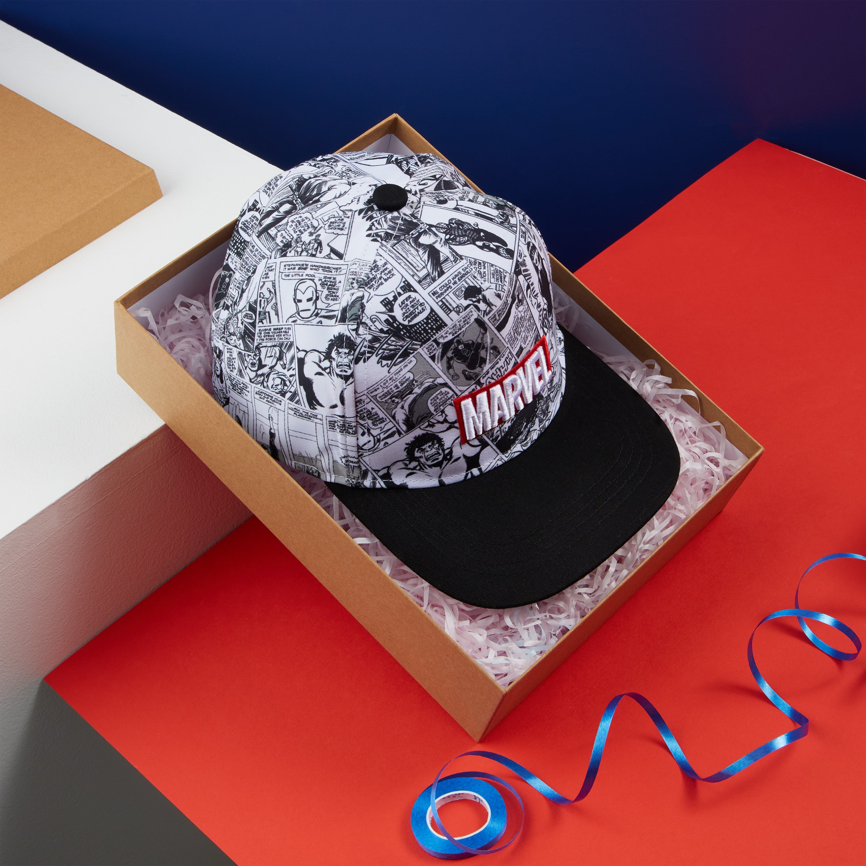 marvel-casquette-gar-on-baseball-noir-blanc-r-glable image 2