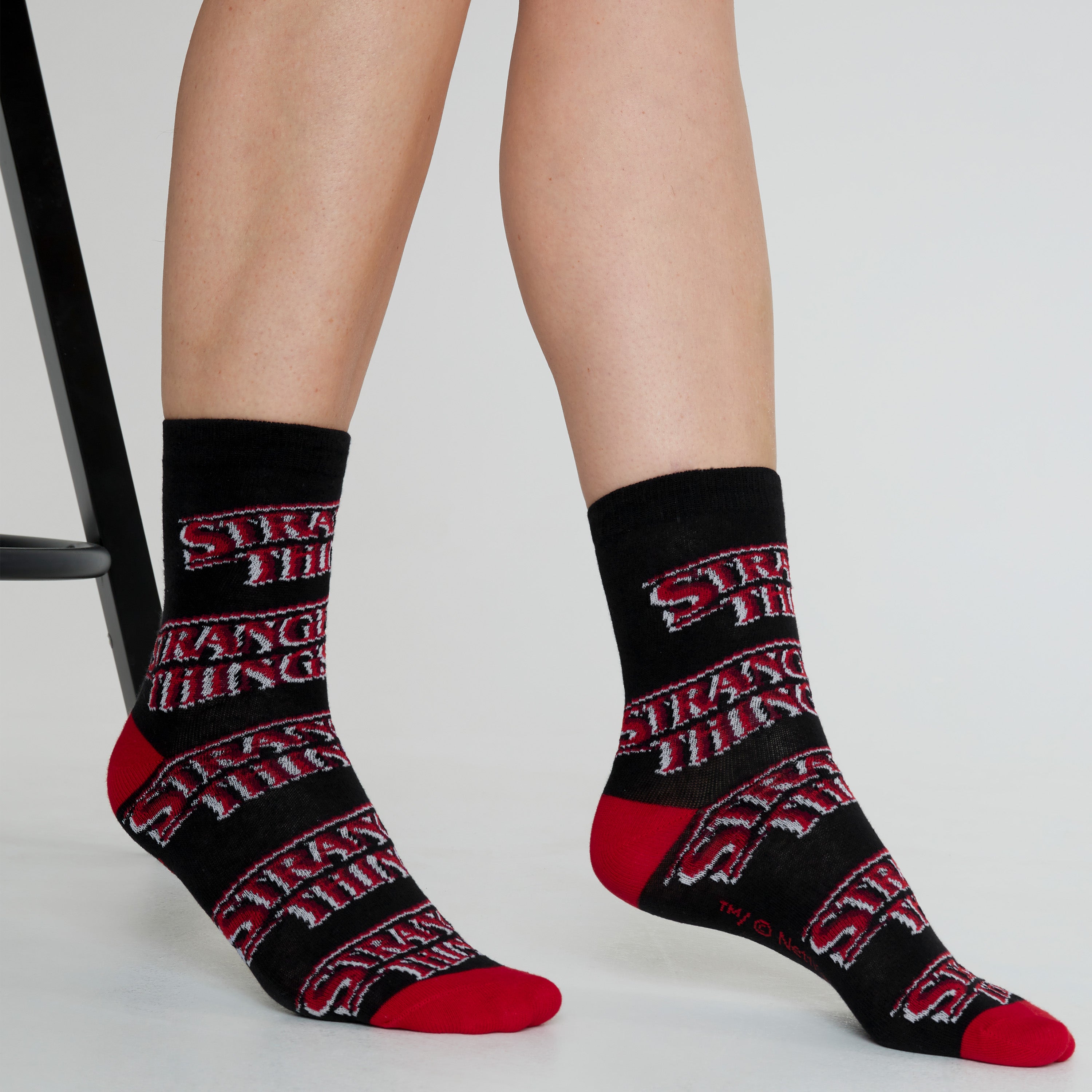 stranger-things-chaussettes-femme-lot-de-5-socquettes-coton image 4