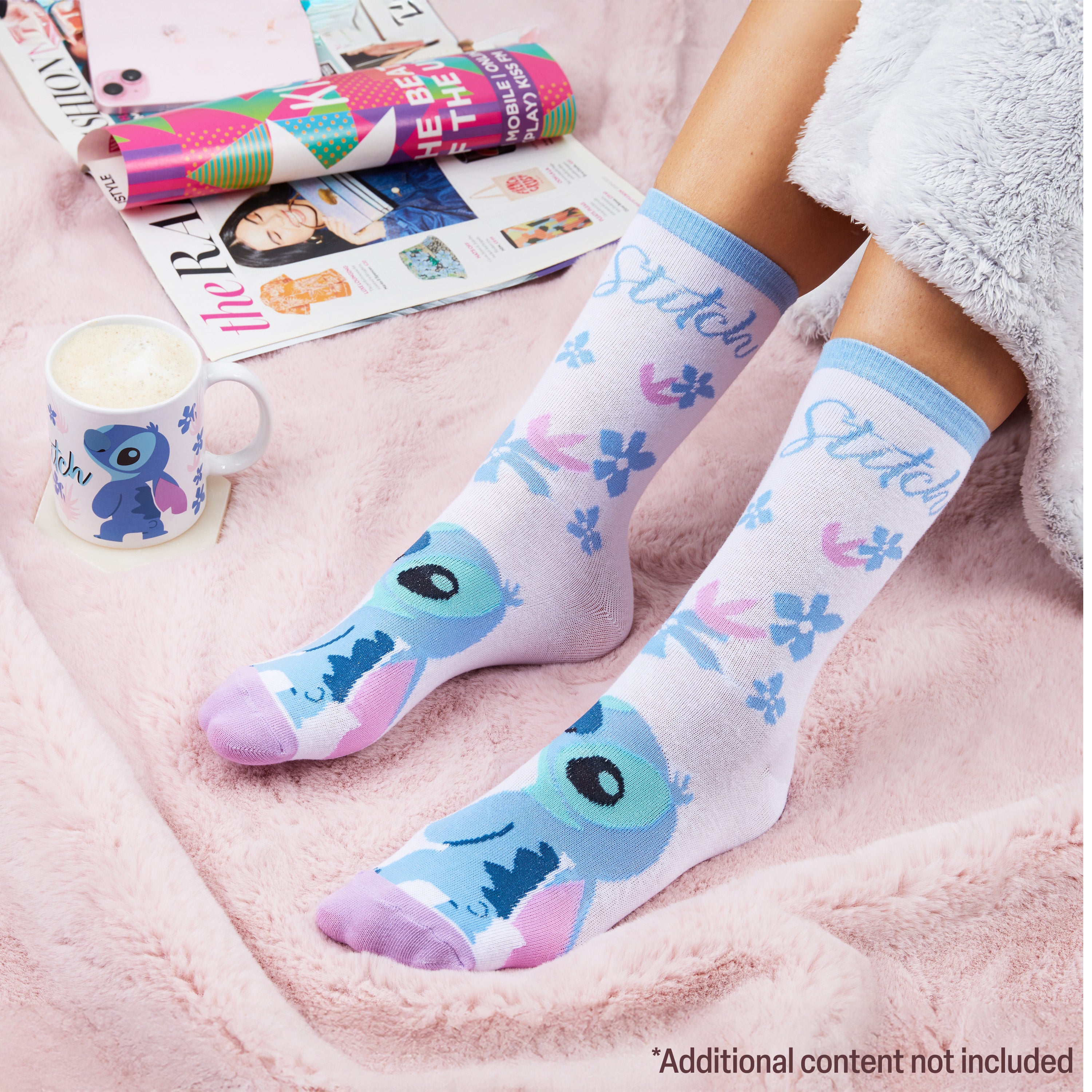 disney-stitch-mug-312ml-chaussettes-femme-coffret image 2