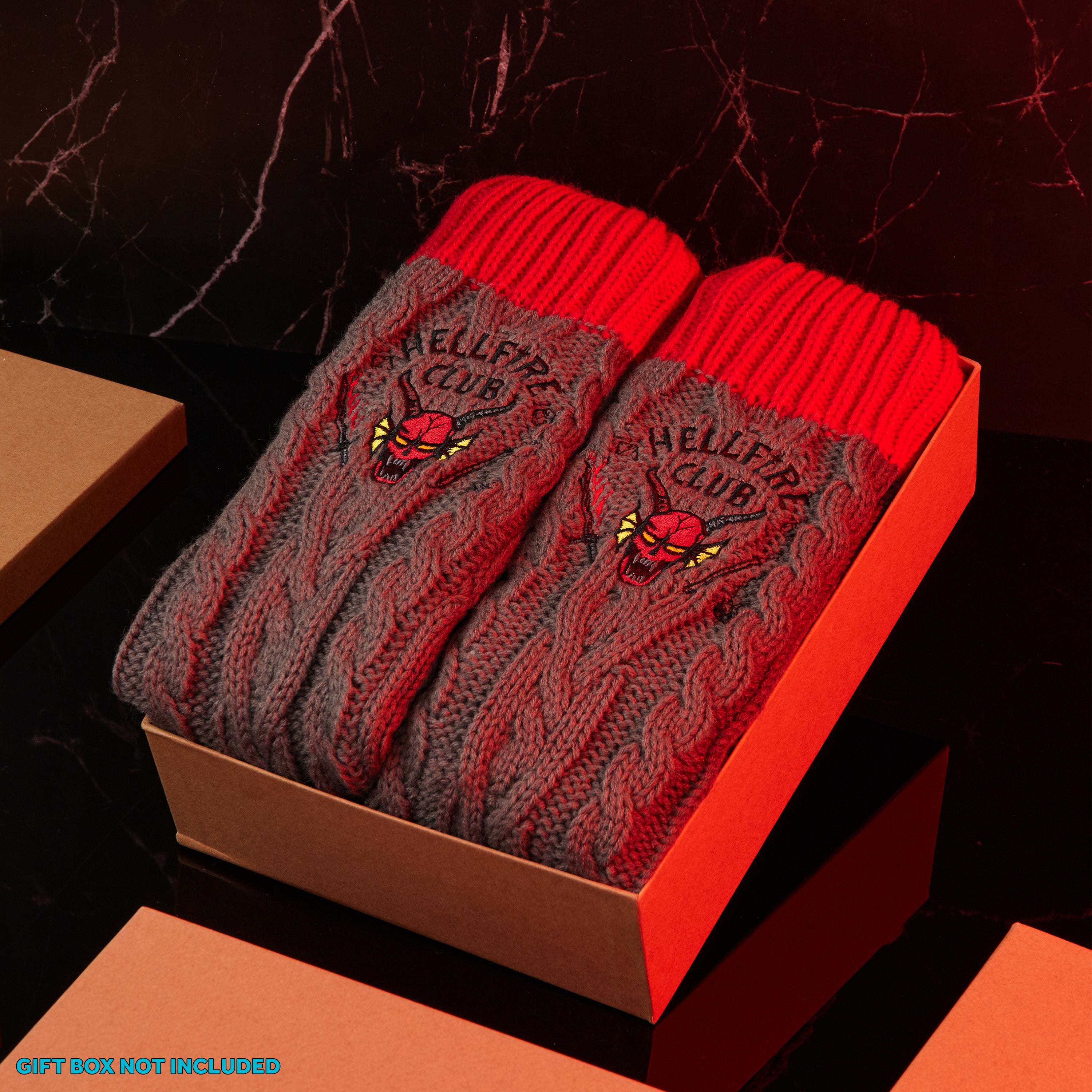 stranger-things-chaussettes-pilou-homme-gris-et-rouge image 2