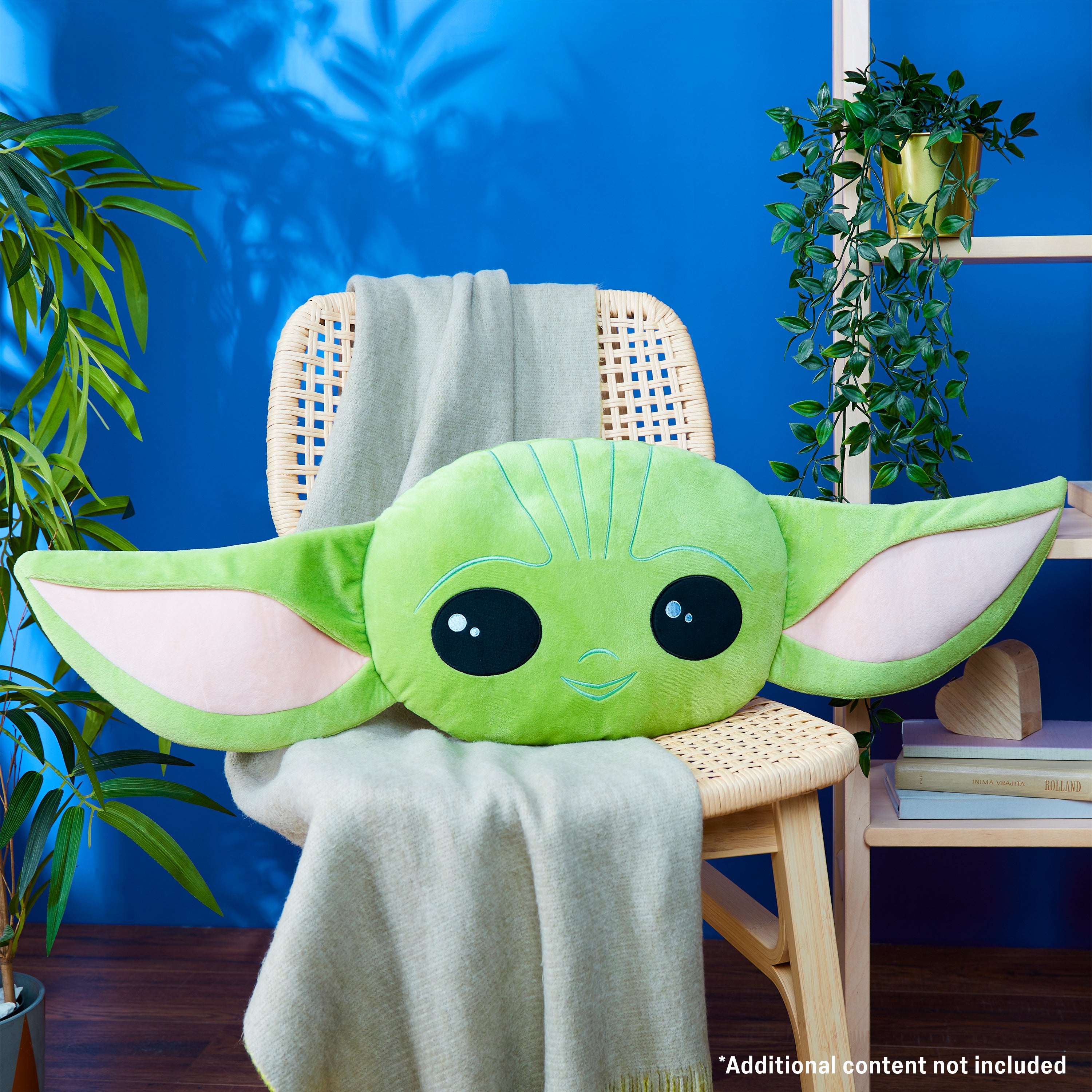 get-trend-mandalorian-coussin-peluche-3d-baby-yoda-vert-94cm image 2