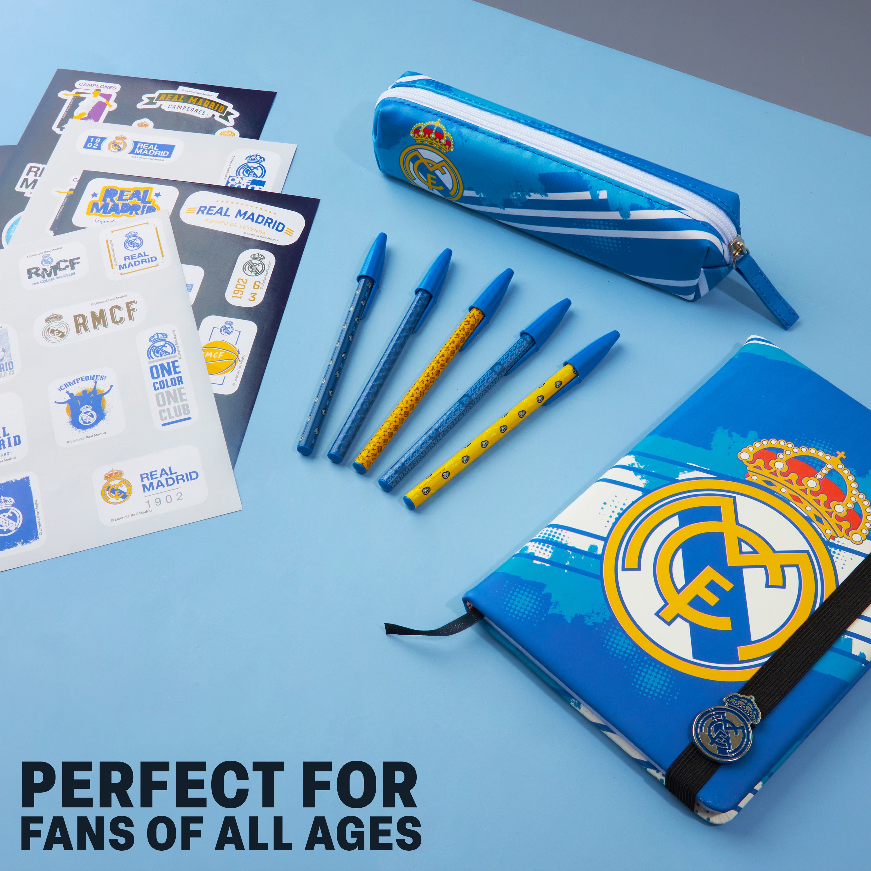 real-madrid-kit-papeterie-trousse-carnet-stylos-stickers image 5