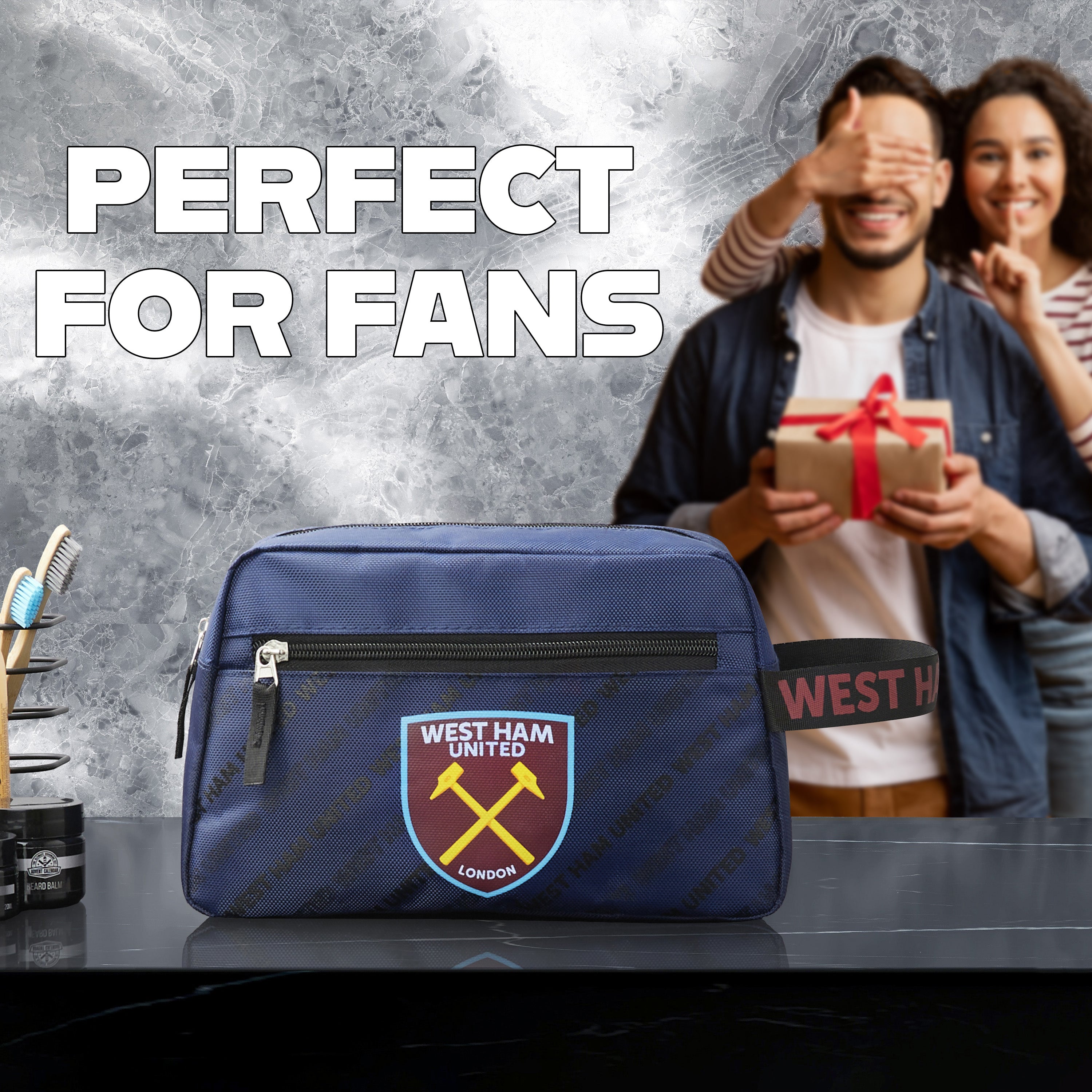 west-ham-trousse-de-toilette-homme-suspendue-crochet image 2