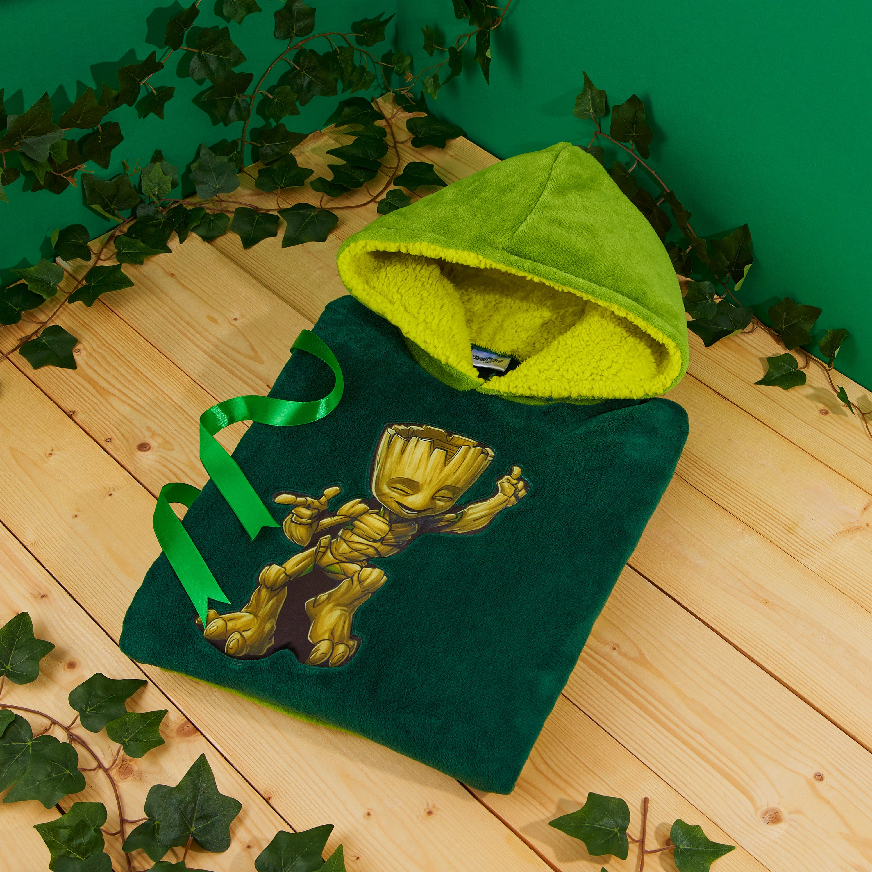 get-trend-marvel-sweat-plaid-capuche-homme-oversize-avengers image 2