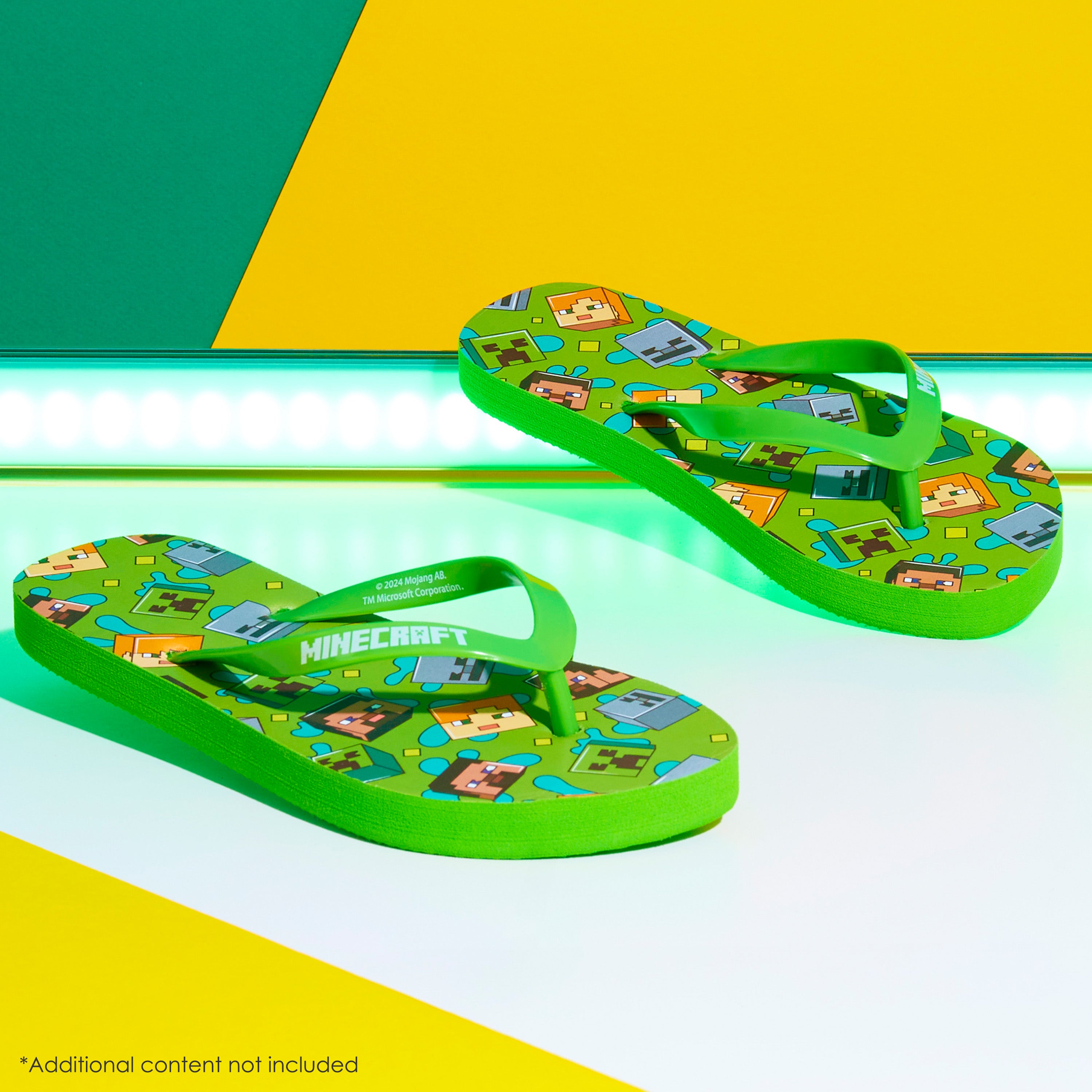 minecraft-claquettes-gar-on-slides-piscine-plage-creeper-3-4 image 2