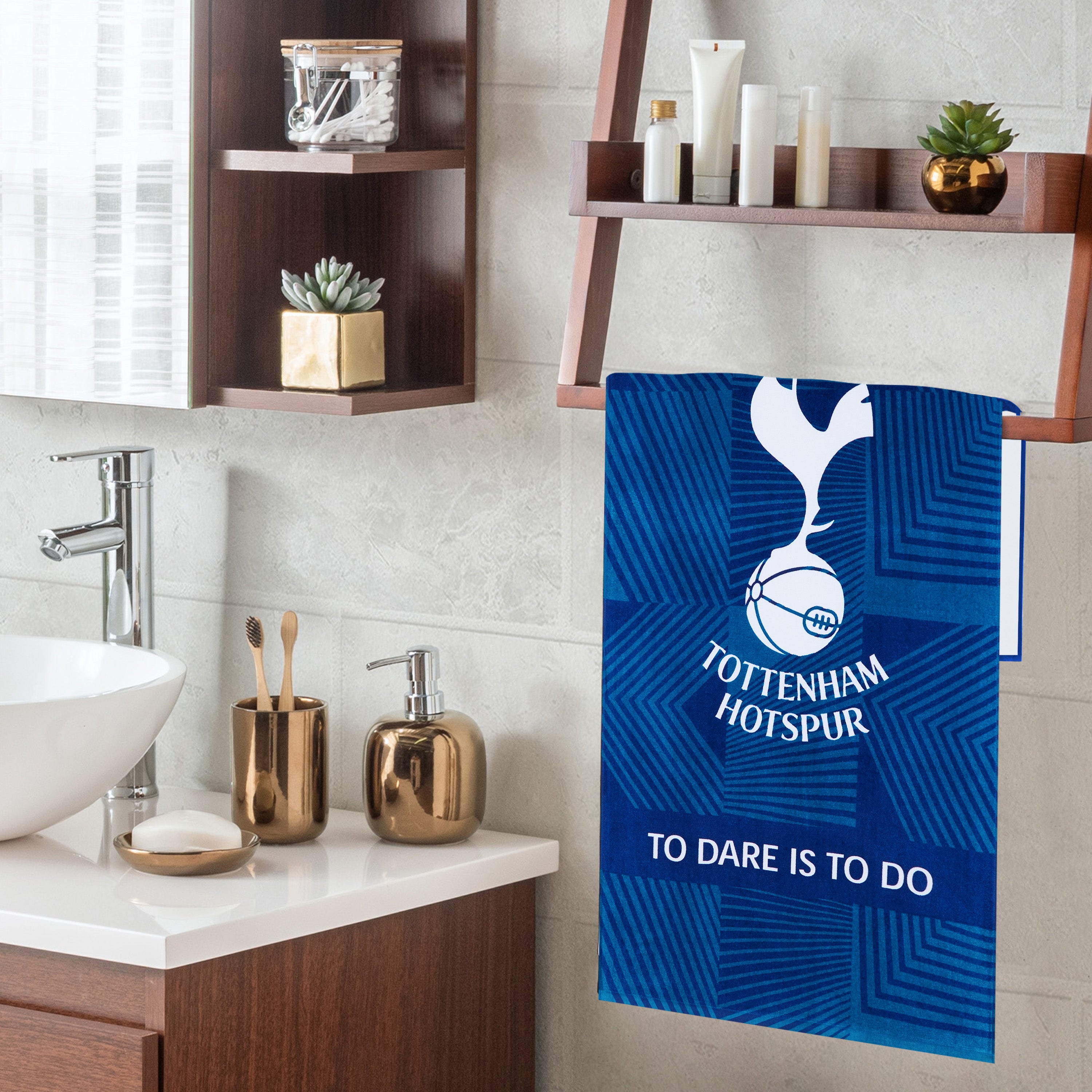 tottenham-hotspur-serviette-bain-coton-137x69-supporter image 5