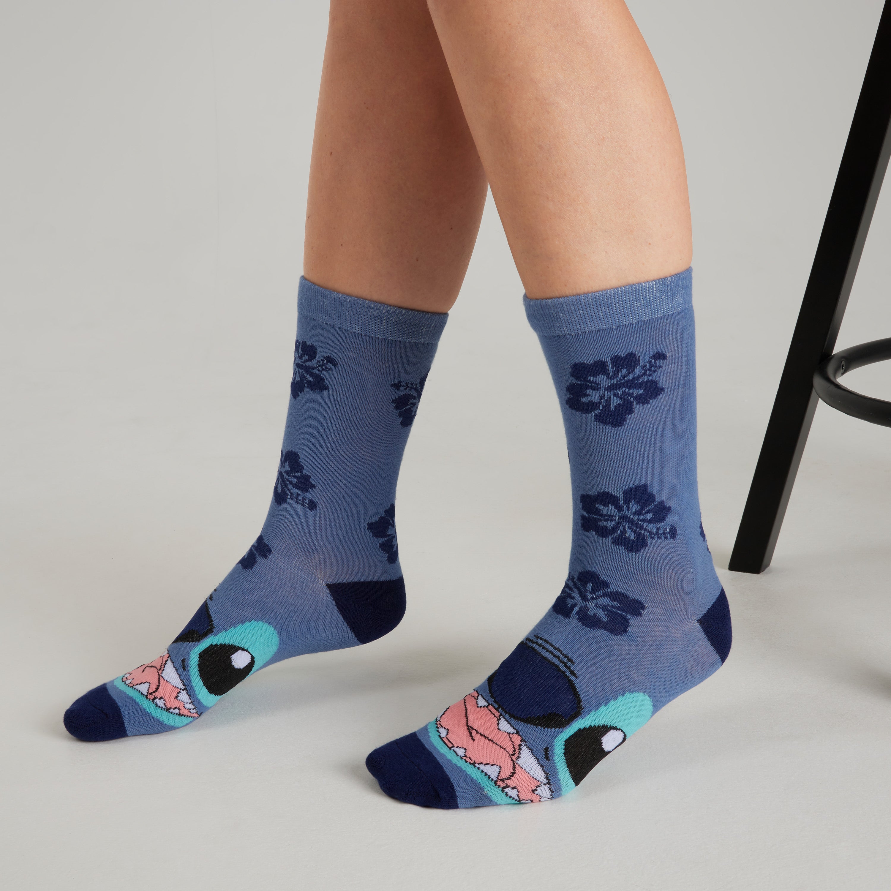 disney-stitch-tasse-chaussettes-coffret-bleu-fonc-femme image 5