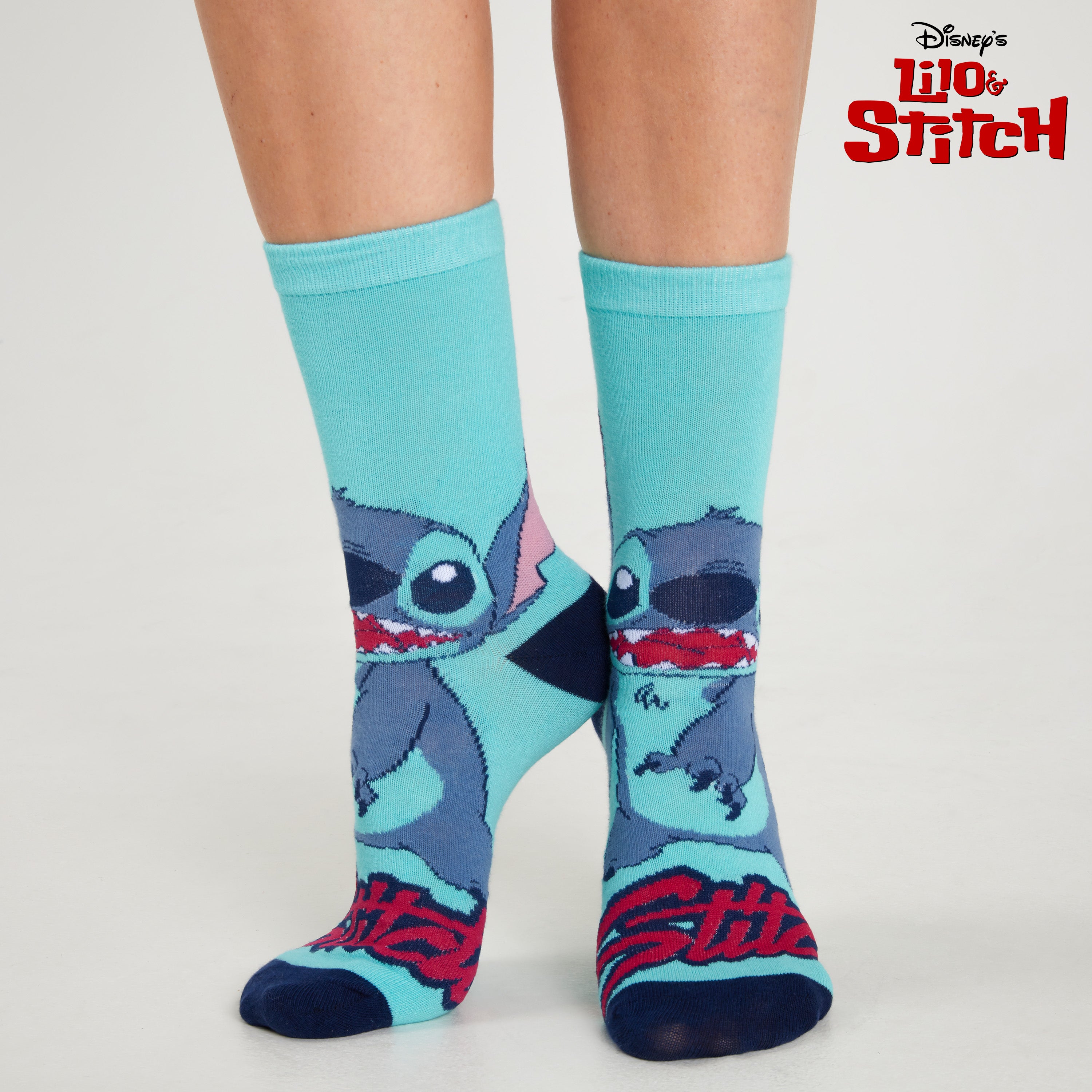 coffret-disney-stitch-mug-c-ramique-chaussettes-marine image 4
