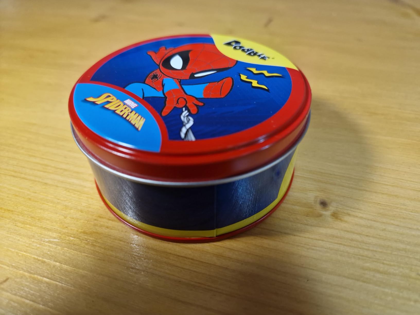 Boîte solide