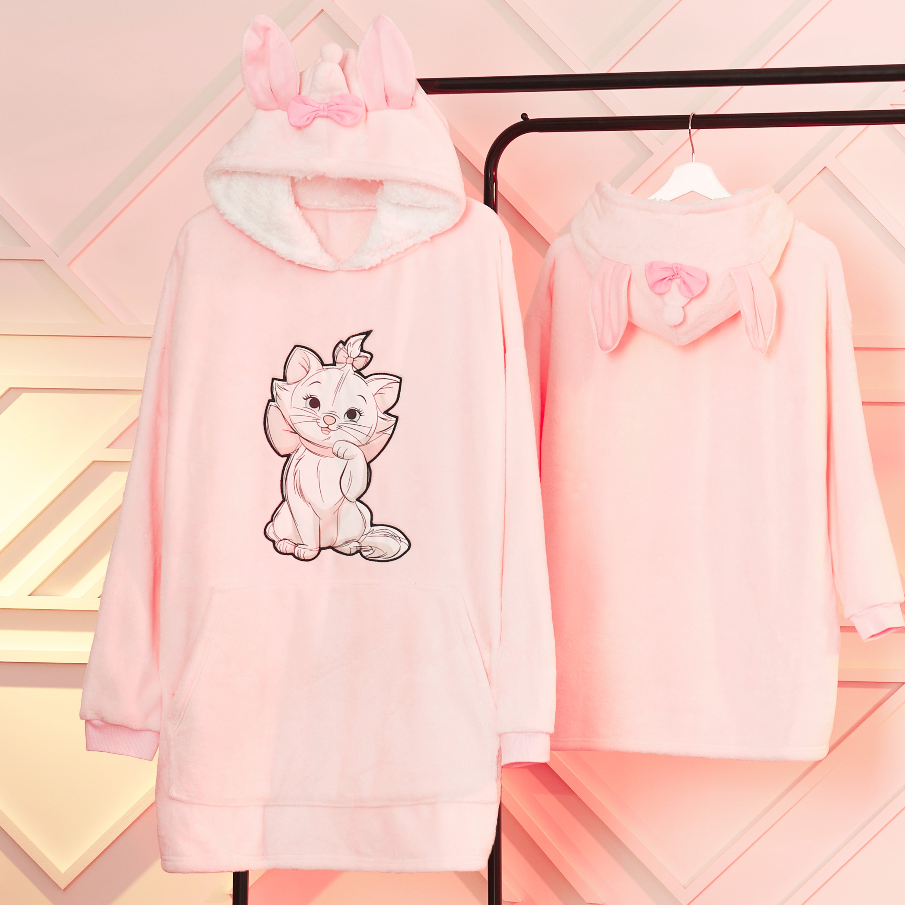 disney-hoodie-plaid-femme-oversize-marie-polaire-sherpa image 2