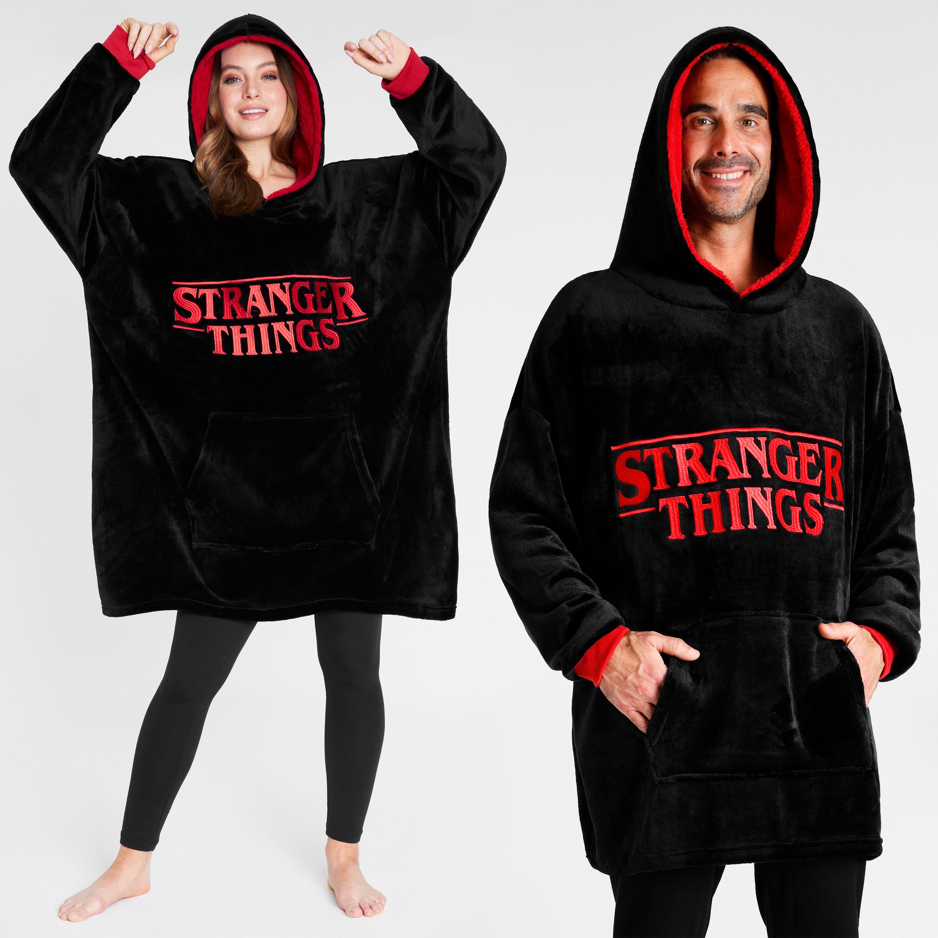 stranger-things-sweat-plaid-capuche-noir-rouge image 4