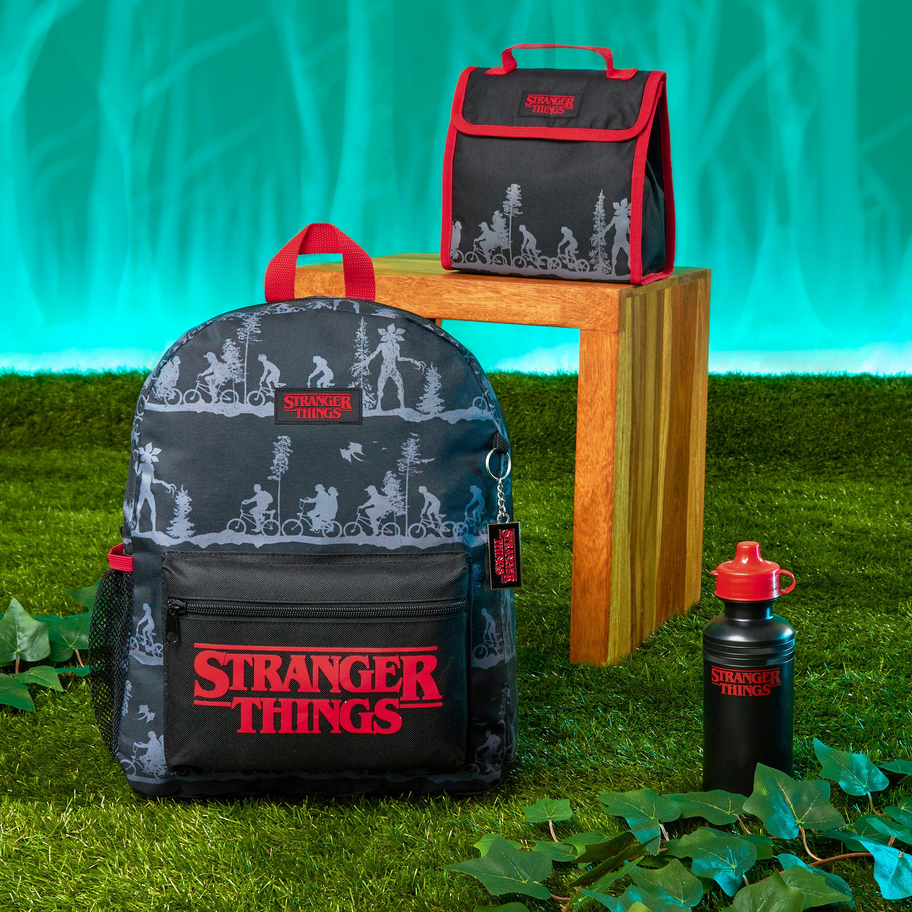 stranger-things-cartable-cole-4-pi-ces-gourde image 2