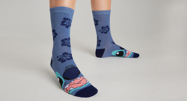 disney-stitch-mug-et-chaussettes-coffret-bleu-marine-femme image 3