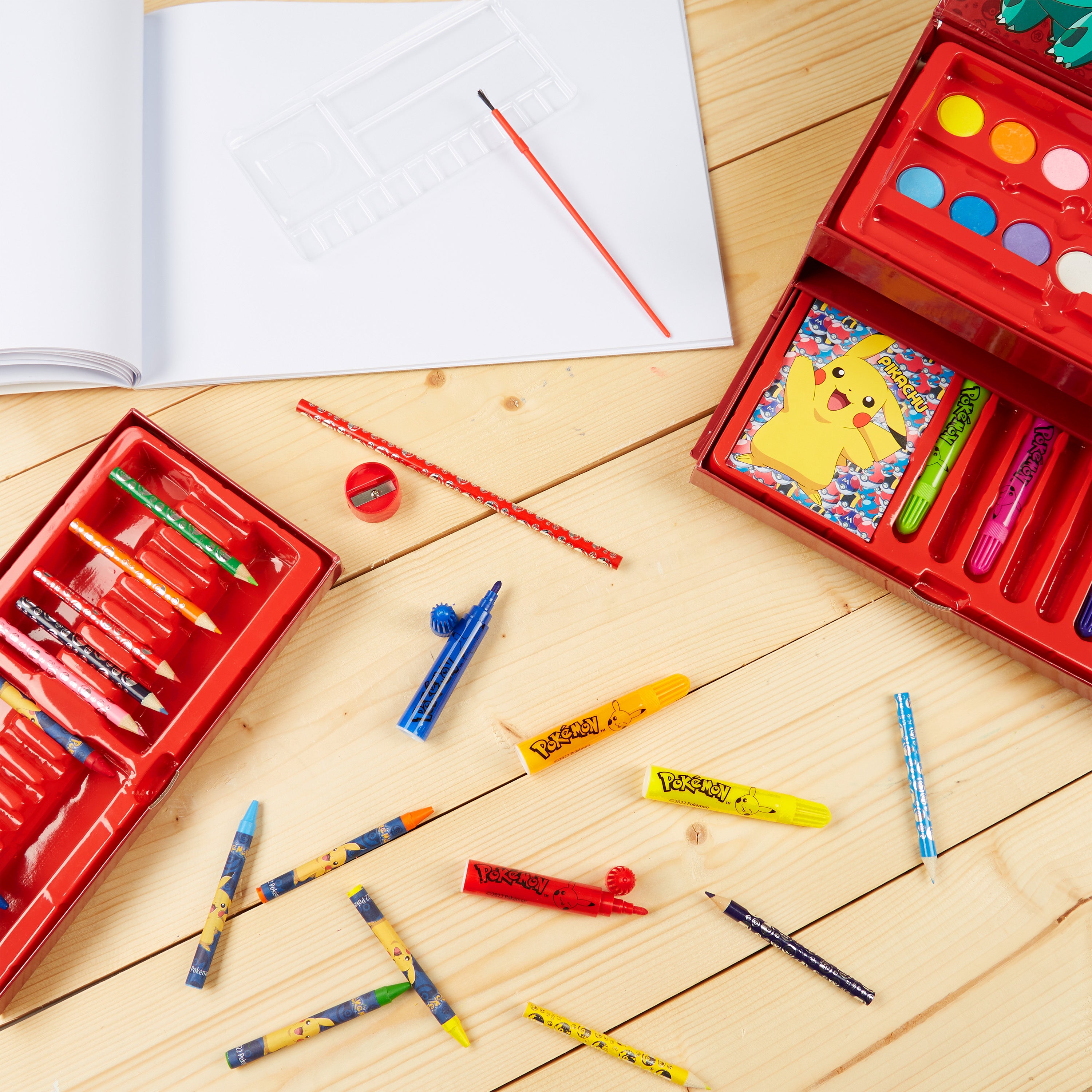 pok-mon-coffret-dessin-enfant-40-pi-ces-mallette-noir-rouge image 3