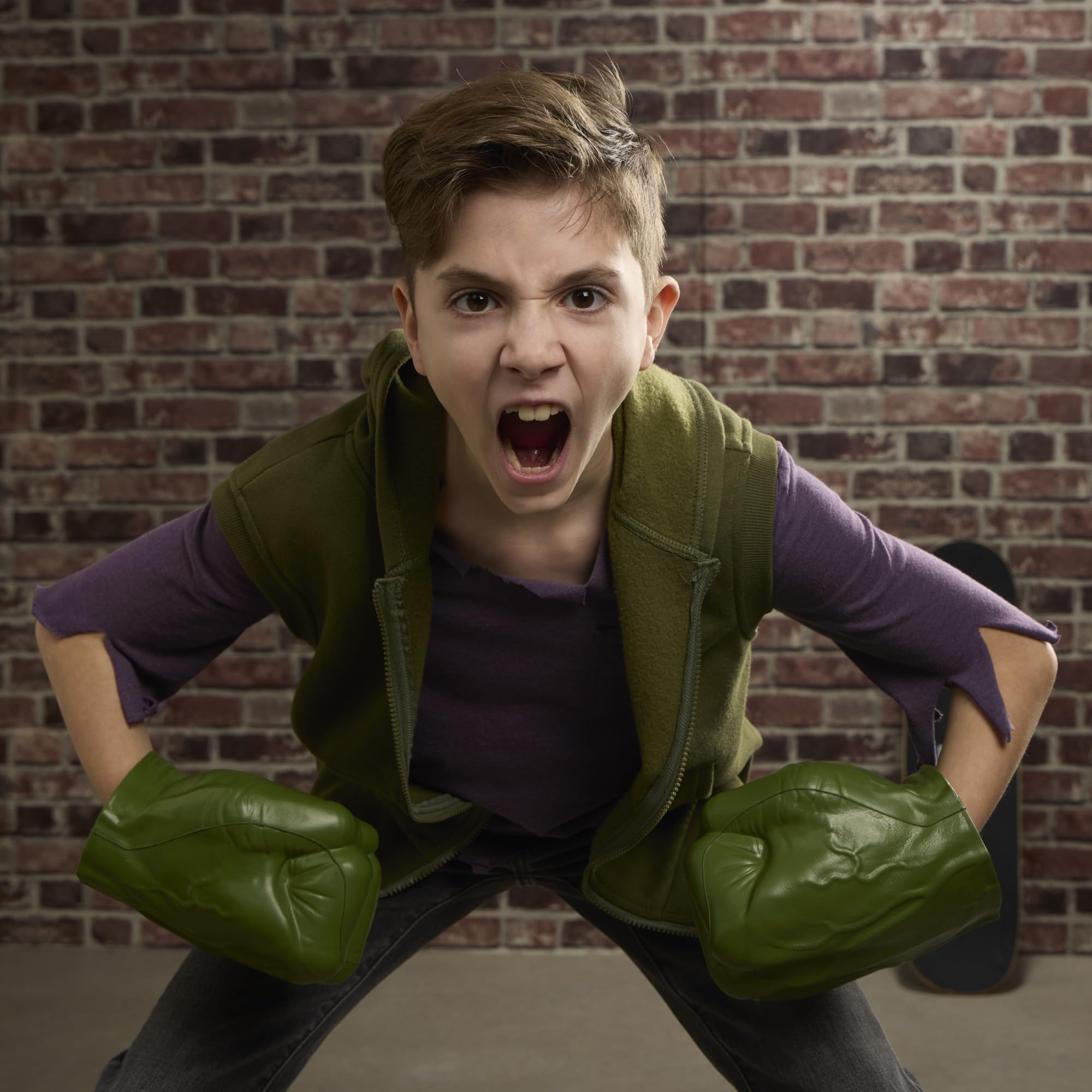 marvel-brand-new-day-poings-fracassants-hulk-d-guisement-mousse-2-pi-ces image 6