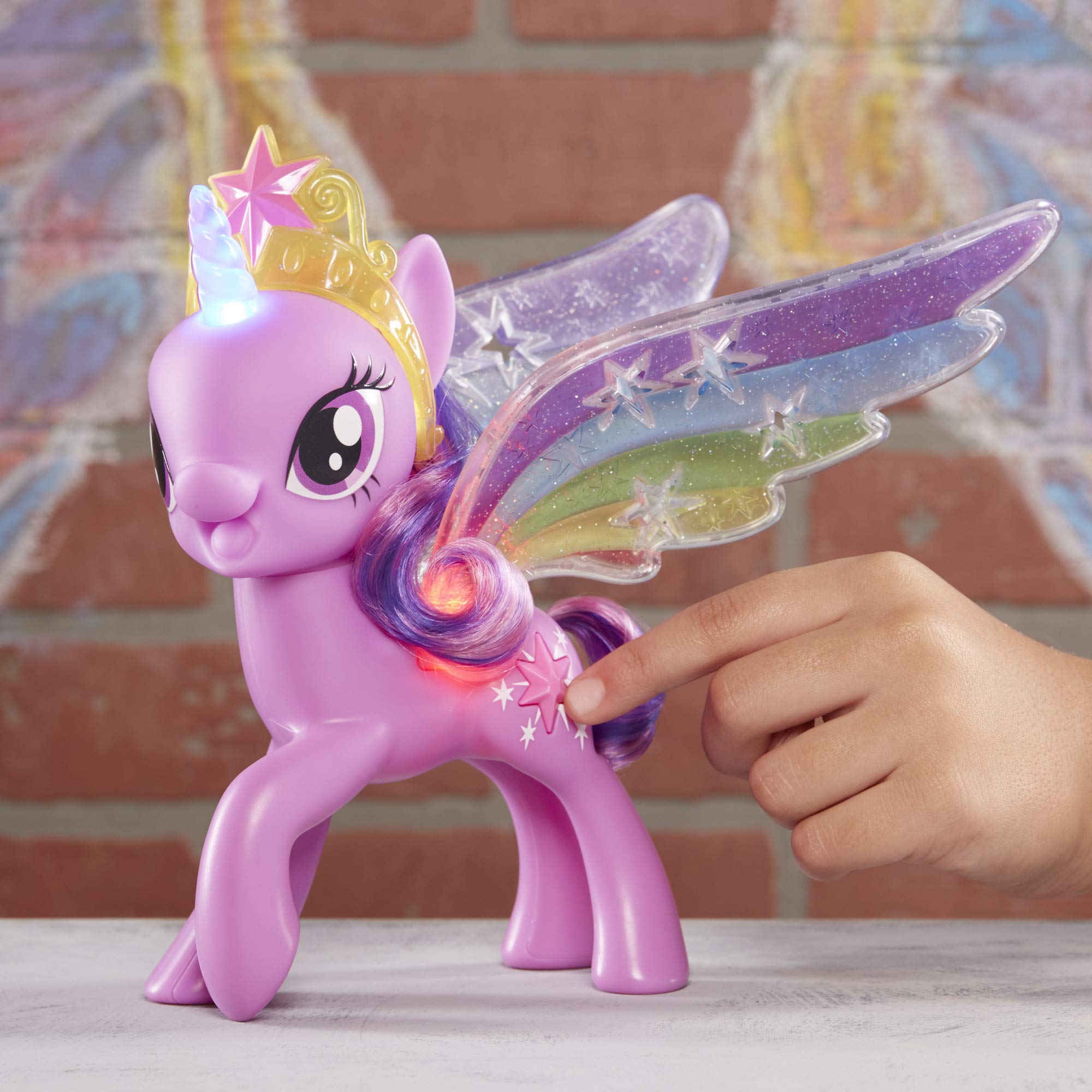 my-little-pony-twilight-sparkle-figurine-ailes-arc-en-ciel-20-cm image 2