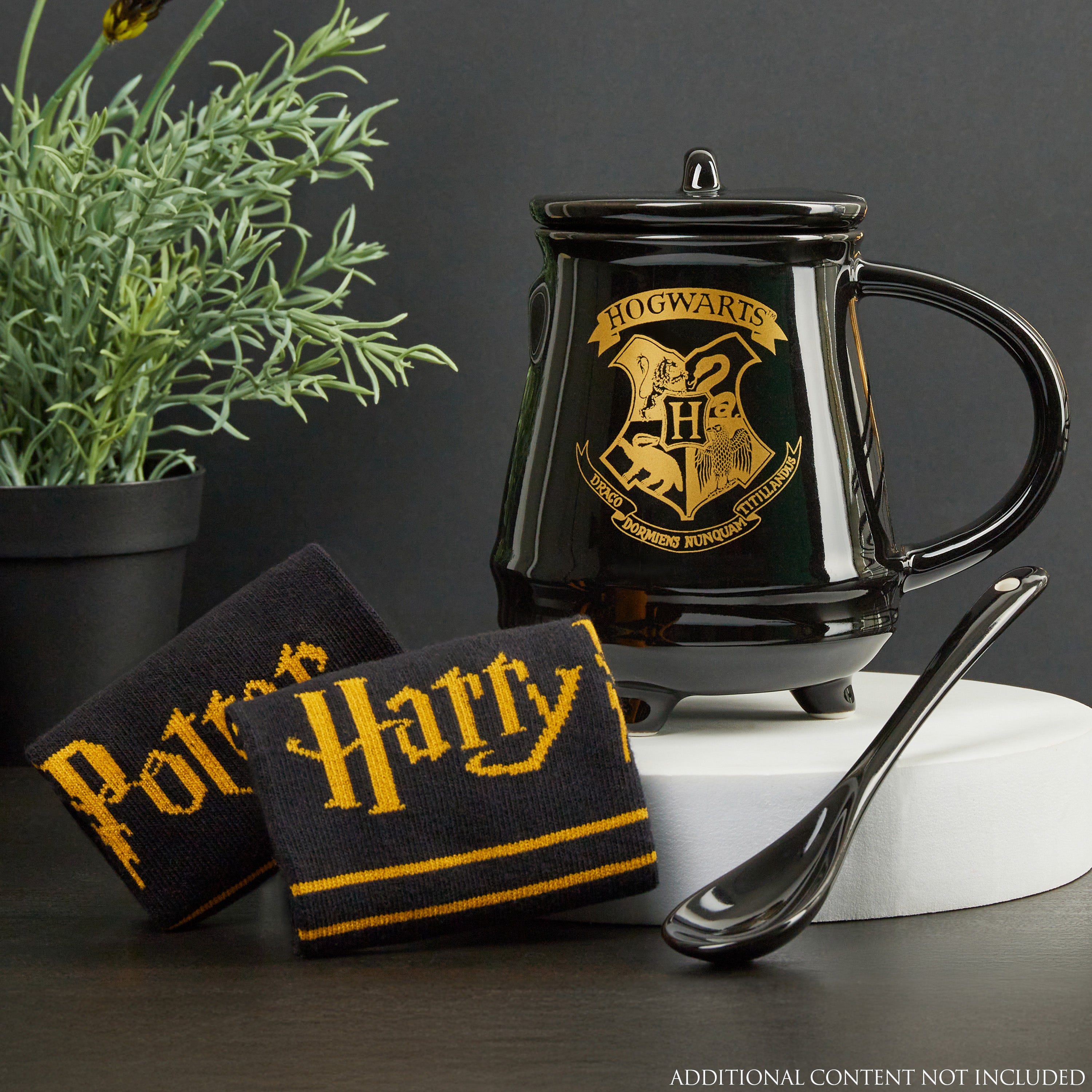 harry-potter-mug-noir-450ml-coffret-cadeau-chaussettes-femme-c-ramique image 3