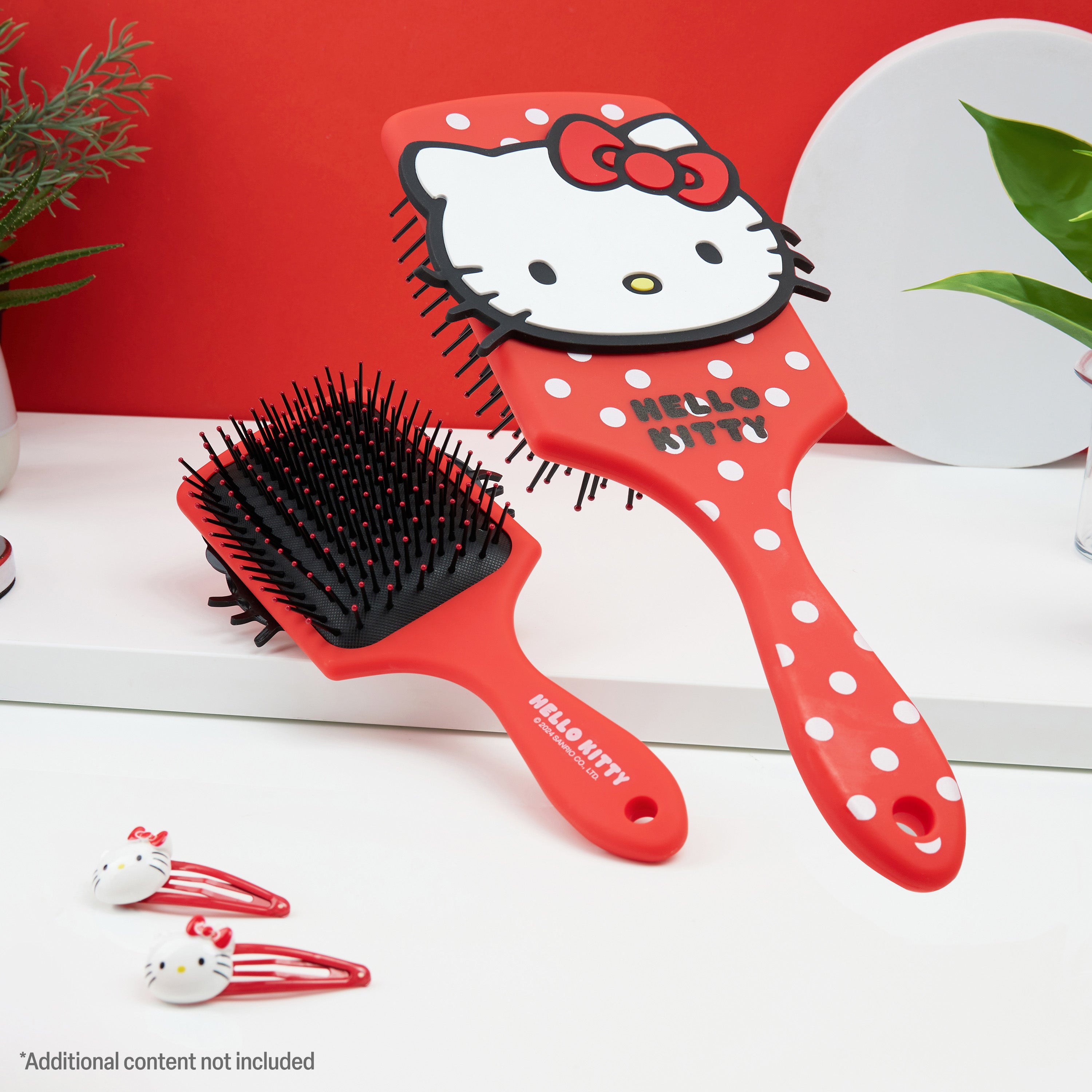 hello-kitty-brosse-d-m-lante-rouge-cheveux-tous-types image 2