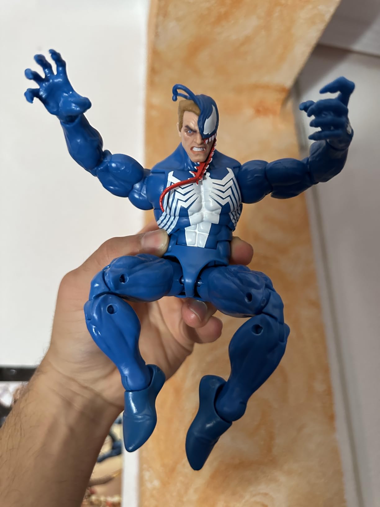 Venom top