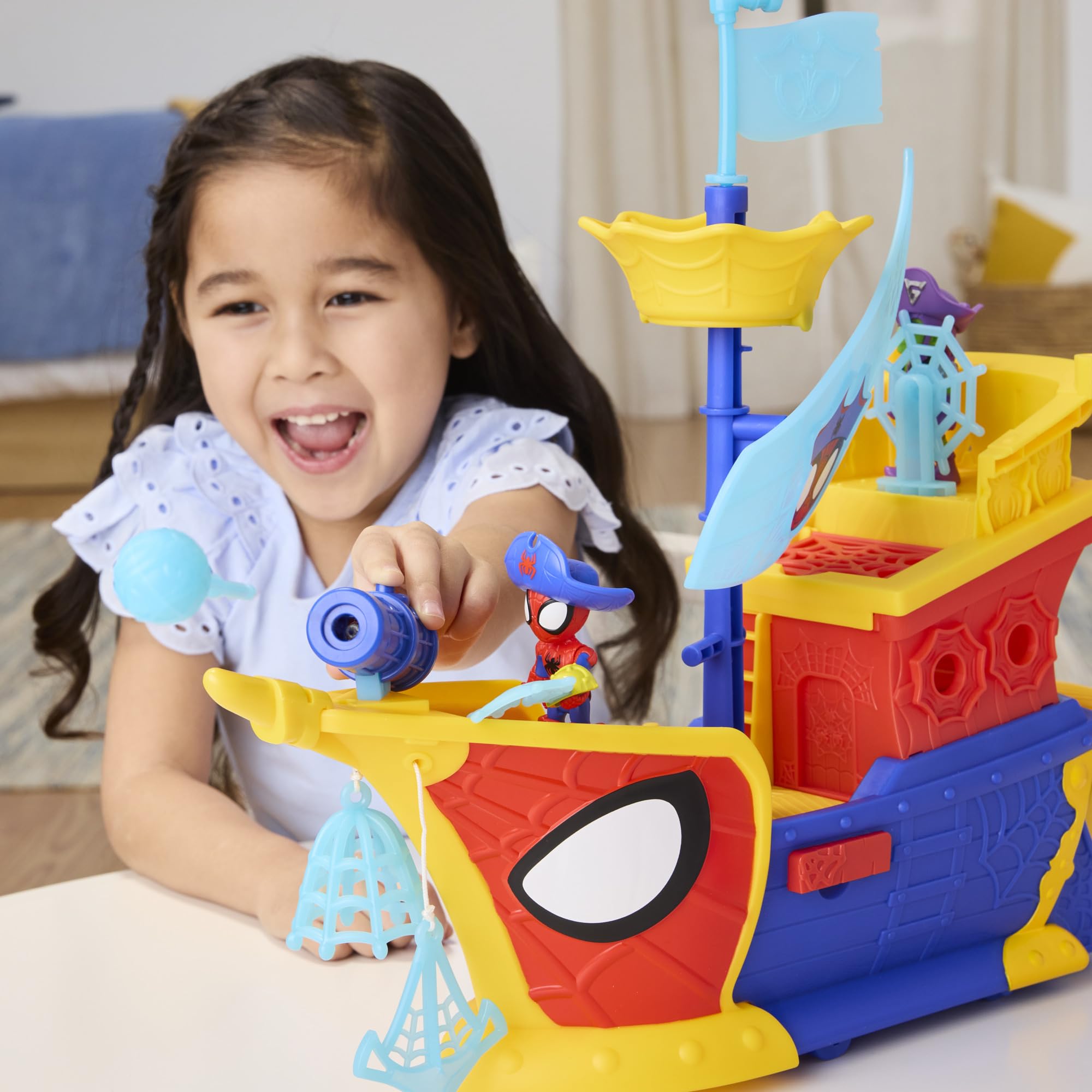 marvel-spidey-water-webs-bateau-pirates-bulles-et-toiles-43-cm image 4