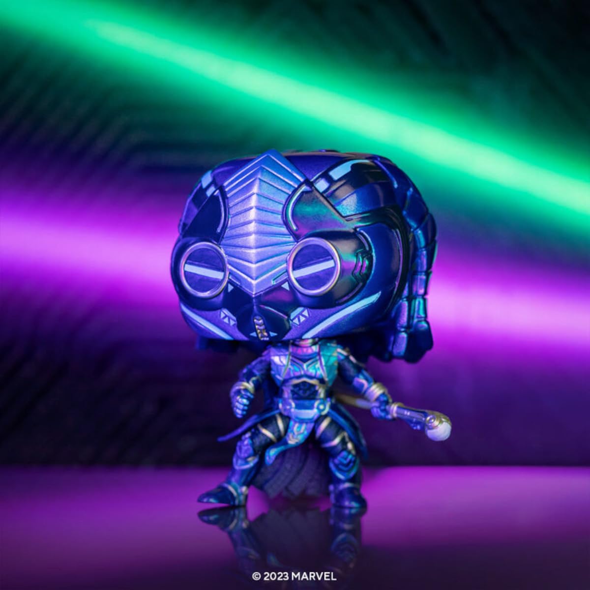 funko-pop-okoye-midnight-angel-figurine-vinyle-black-panther-9-5-cm image 2