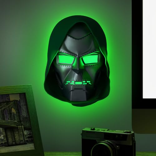 marvel-dr-doom-mask-light-lampe-masque-23-cm-usb image 8
