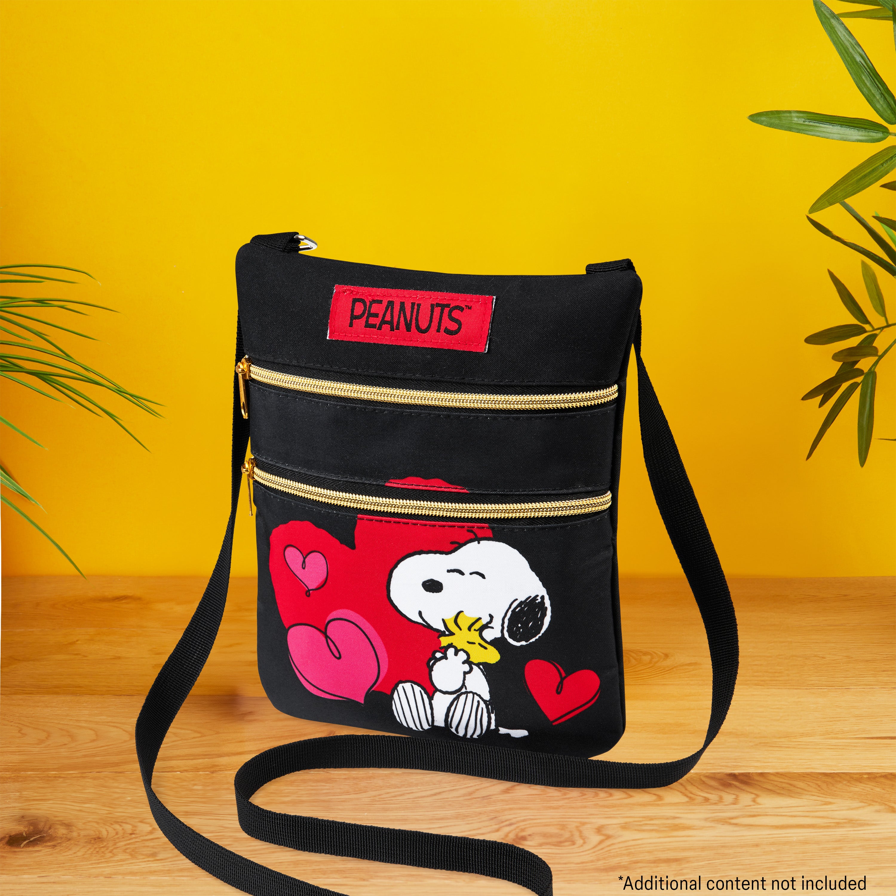 snoopy-peanuts-sac-bandouli-re-fille-2-poches-sangle-r-glable image 2