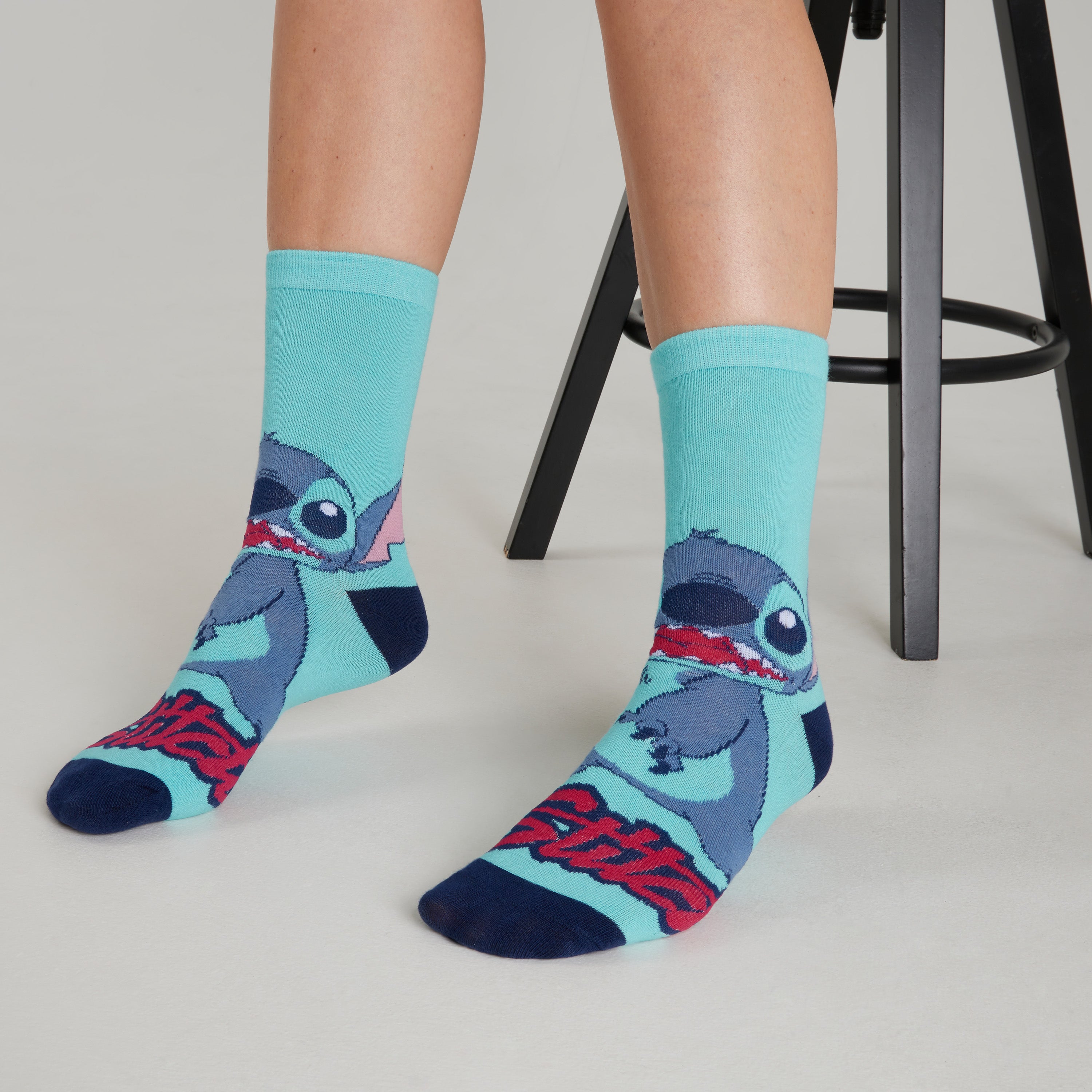 disney-stitch-tasse-chaussettes-coffret-bleu-marine-femme image 5