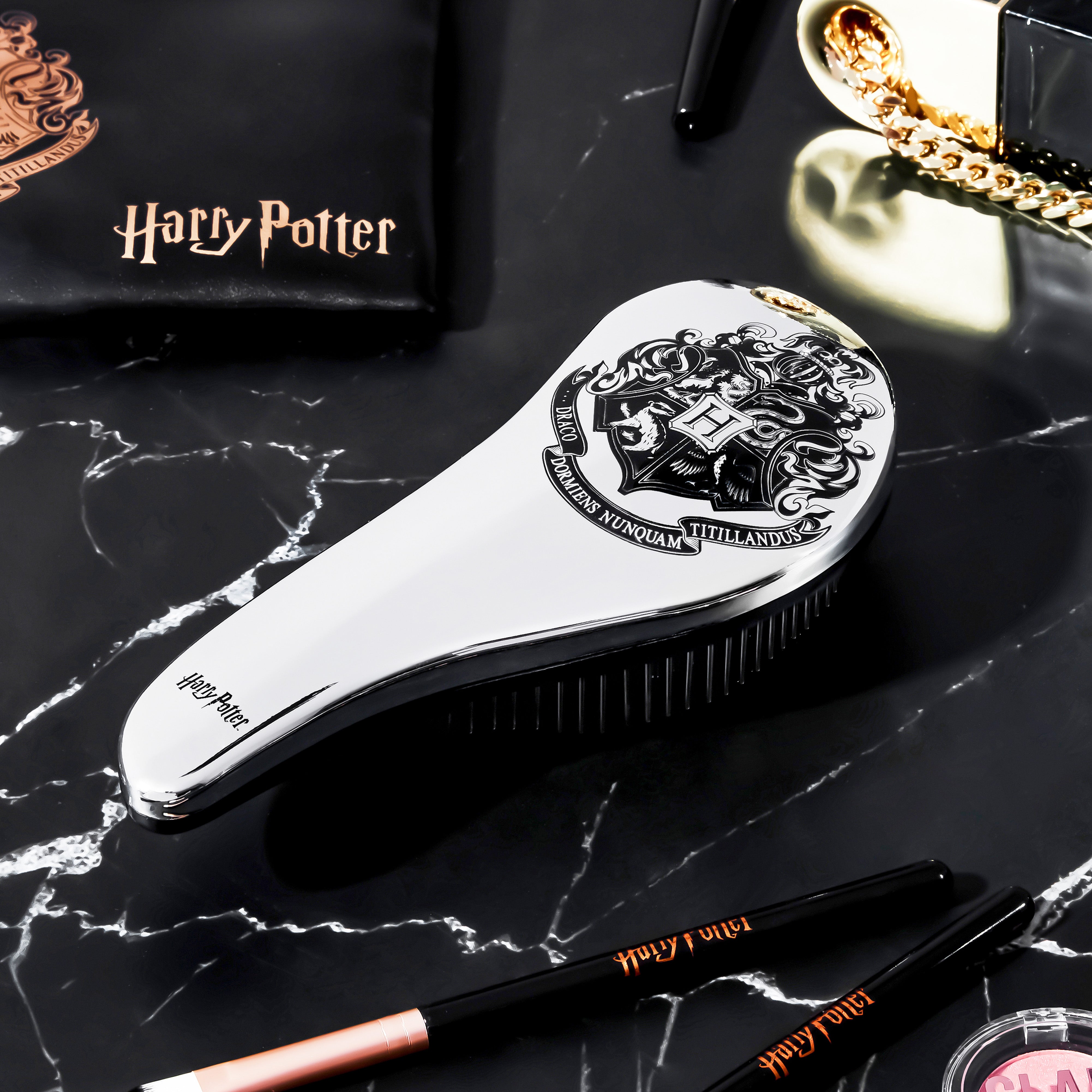 harry-potter-brosse-cheveux-d-m-lante-argent-e-fille image 4