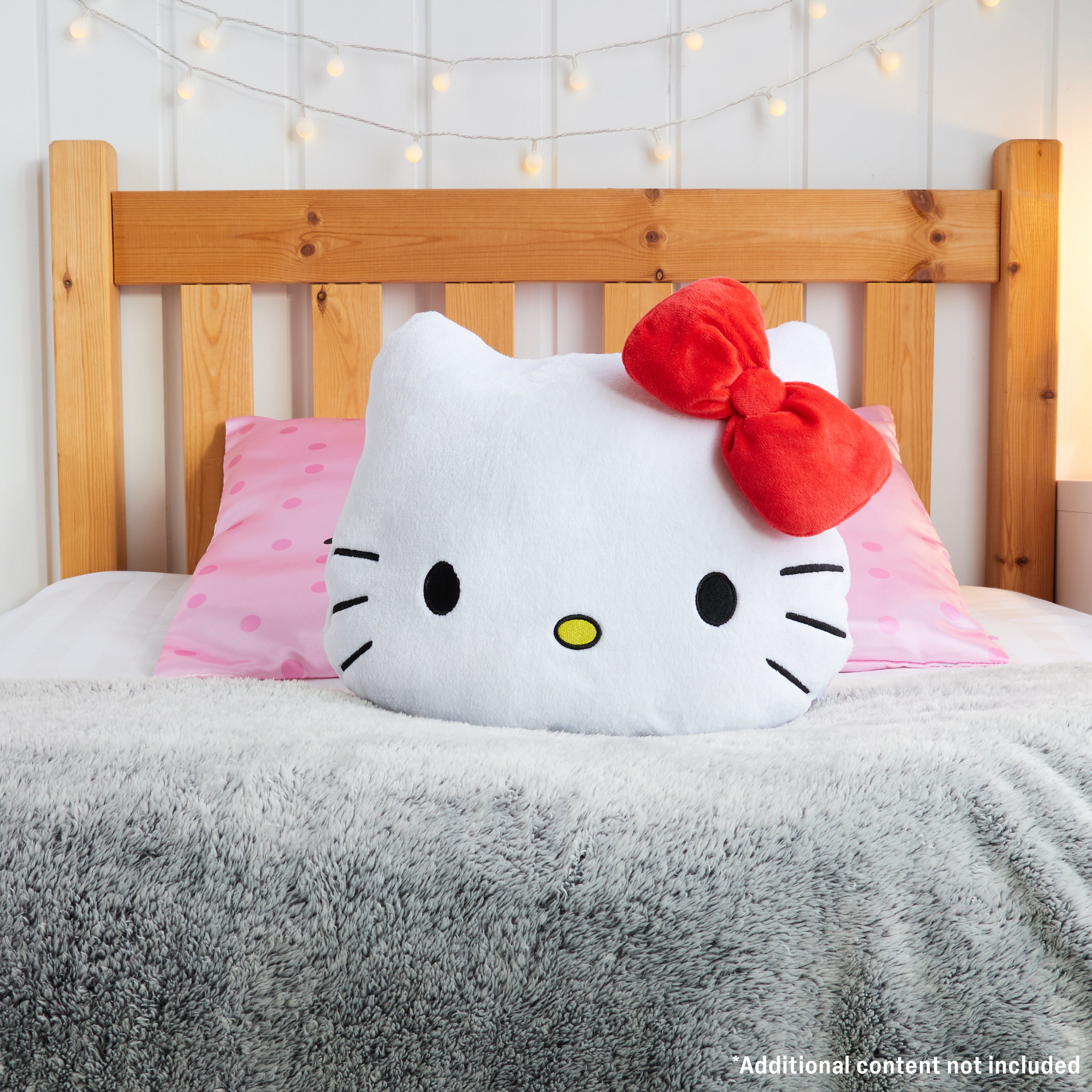 hello-kitty-coussin-peluche-3d-37x32cm-chambre-kawaii image 5
