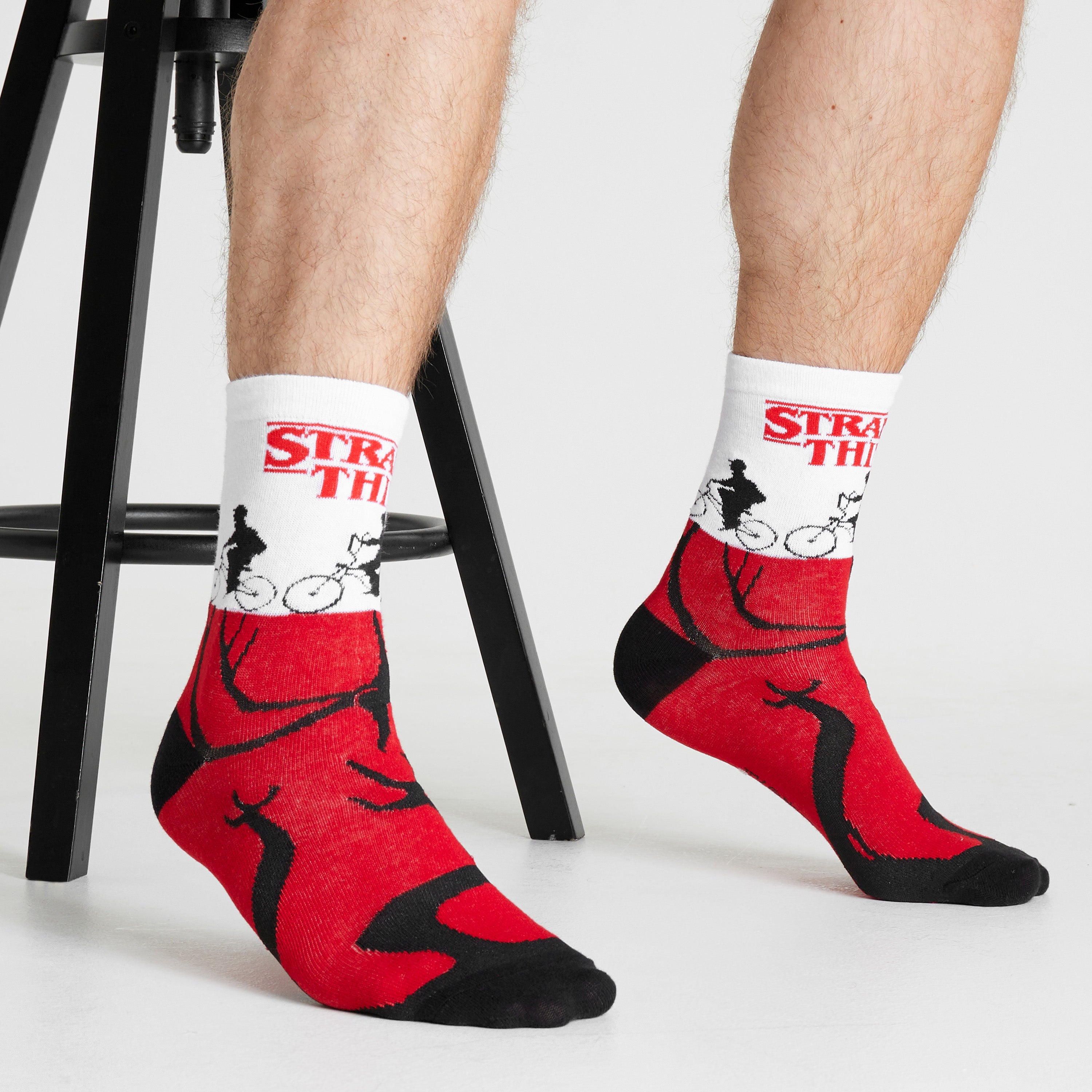 stranger-things-lot-5-chaussettes-homme-coton-39-44 image 3