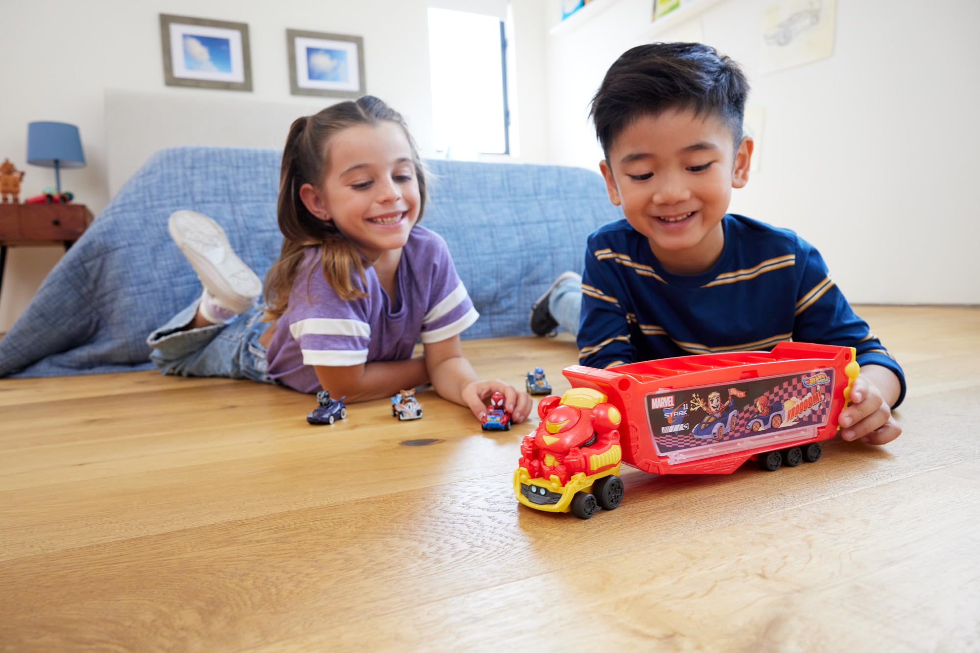 hot-wheels-racerverse-hulkbuster-camion-transporteur-10-voitures image 2