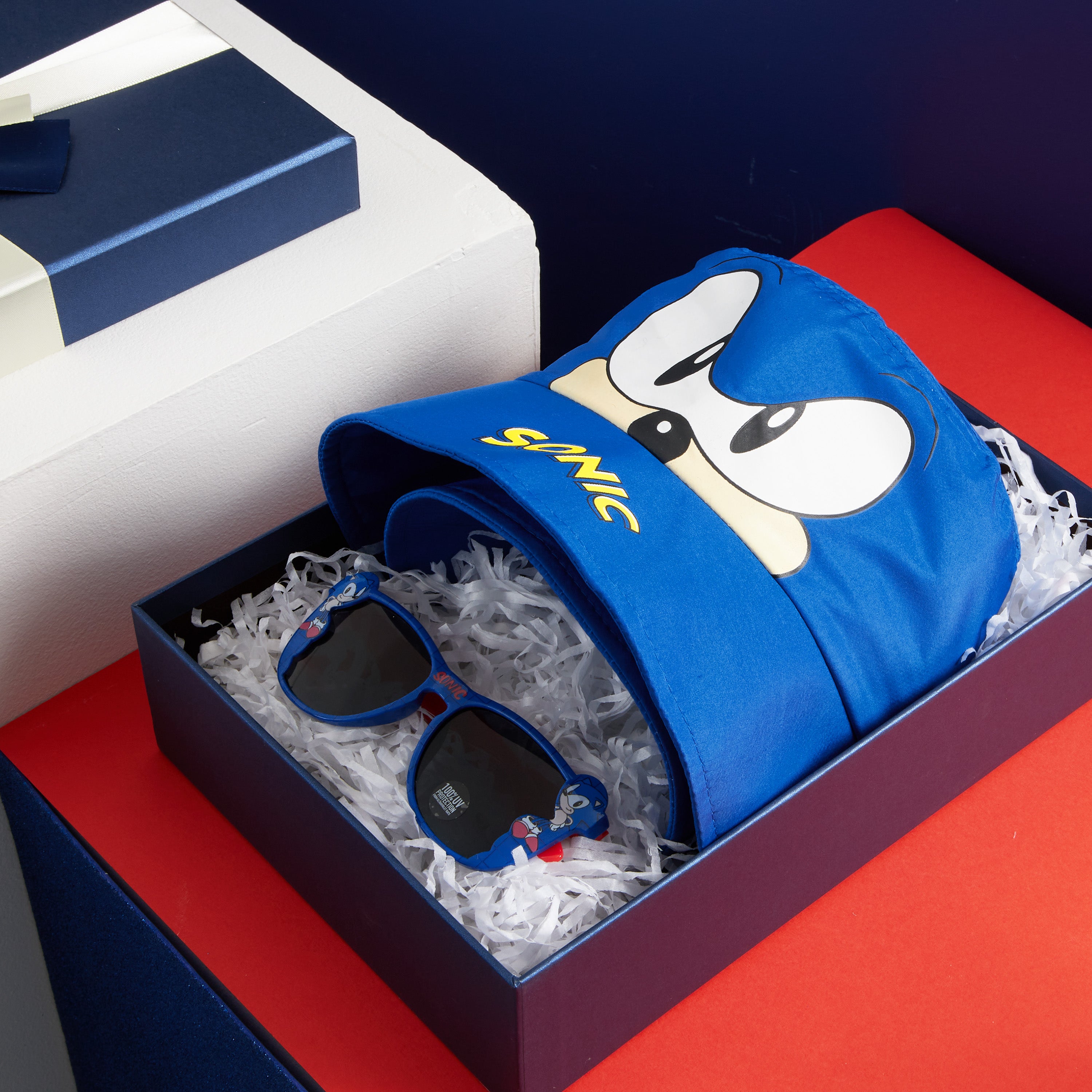 sonic-bob-enfant-et-lunettes-soleil-bleu-uv400 image 2