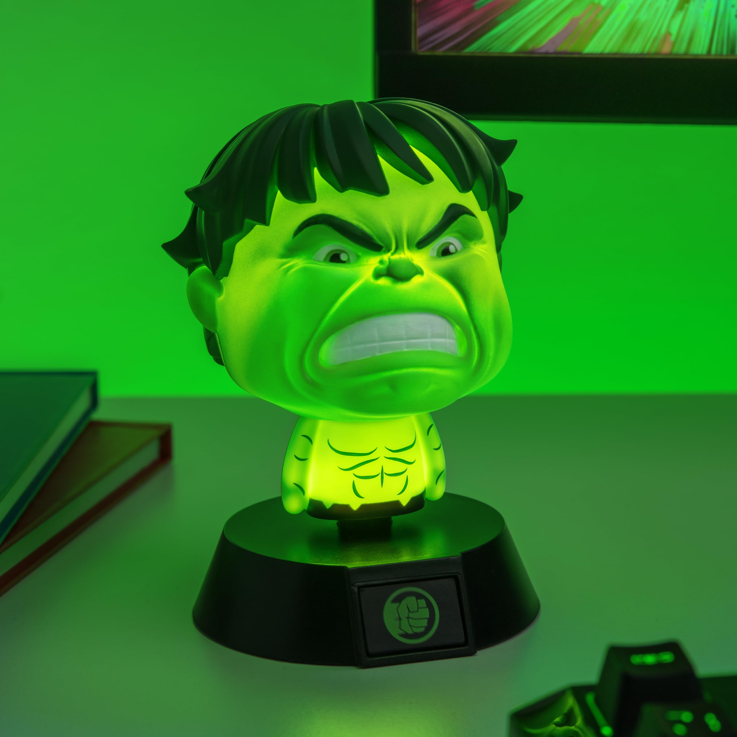 marvel-hulk-icon-light-lampe-veilleuse-verte-11-cm-piles image 3