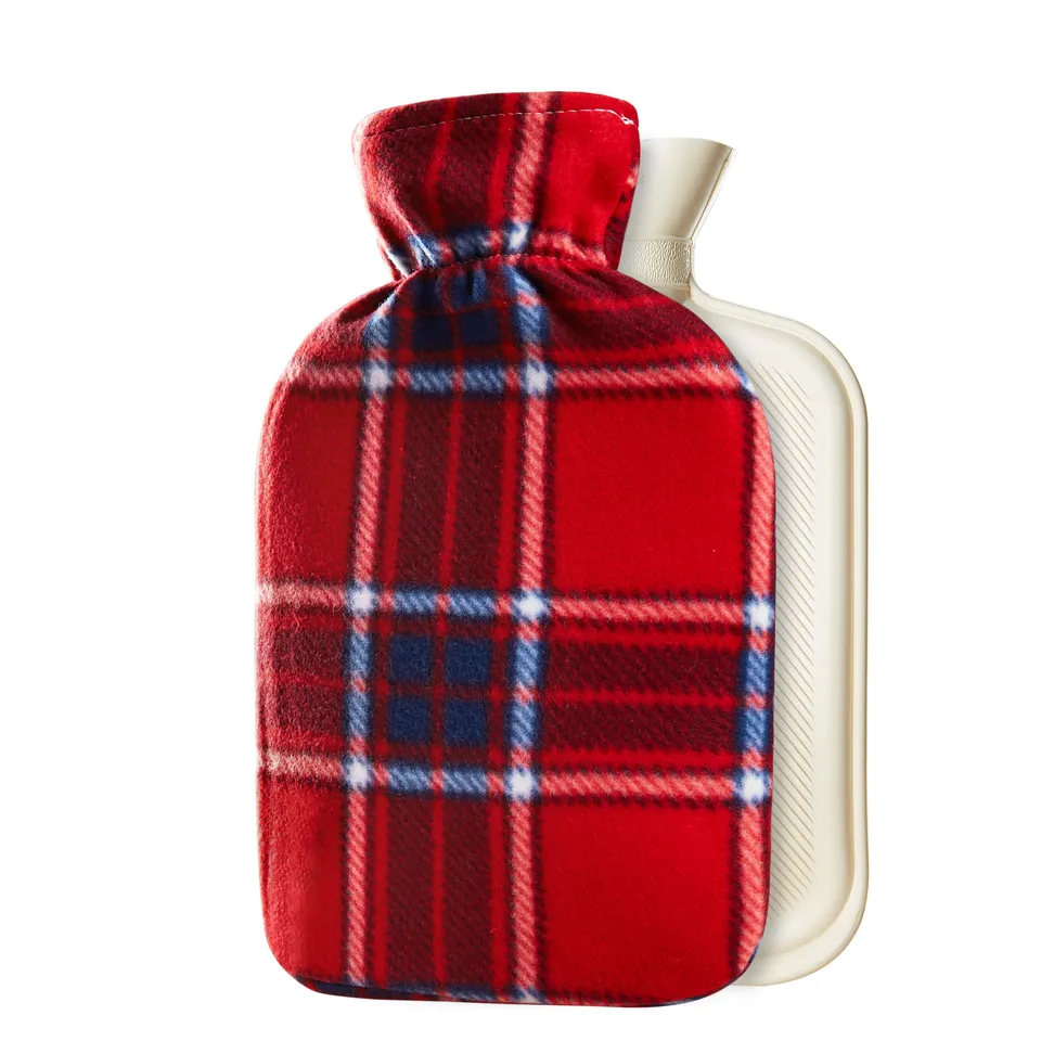 citycomfort-bouillotte-2l-housse-polaire-carreaux-rouges image 1
