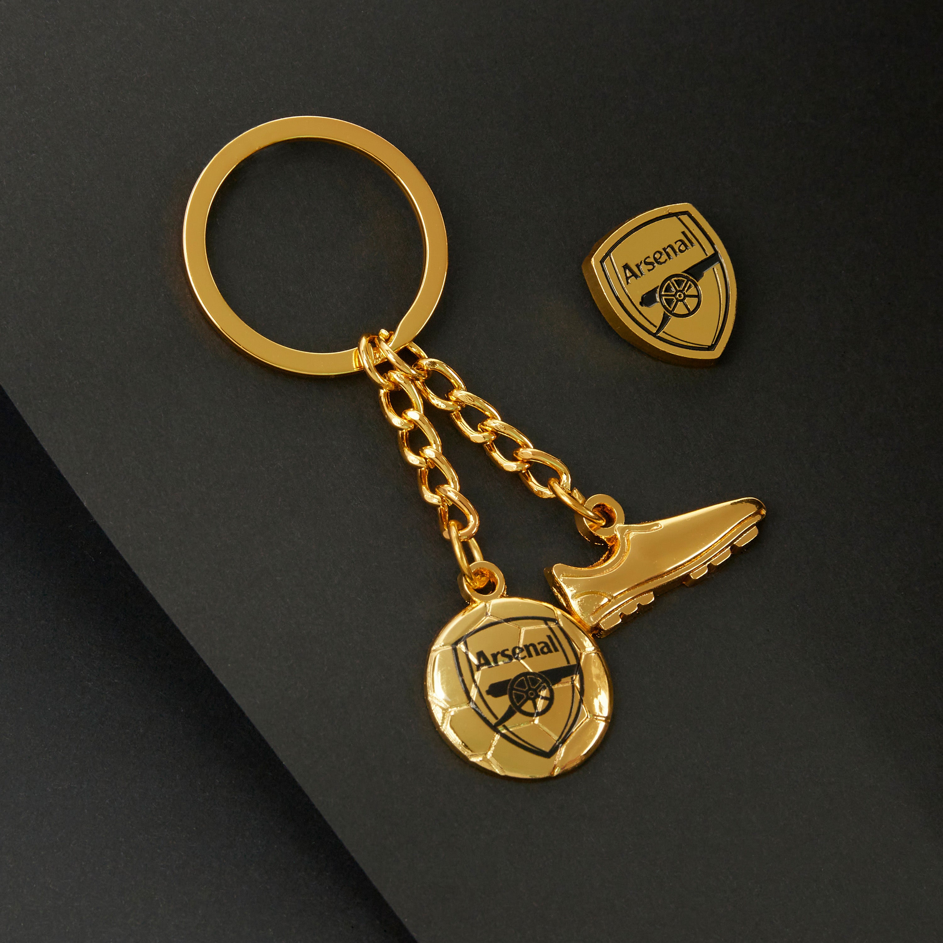 arsenal-porte-cl-s-pin-s-badge-supporter-coffret-2-pi-ces image 2