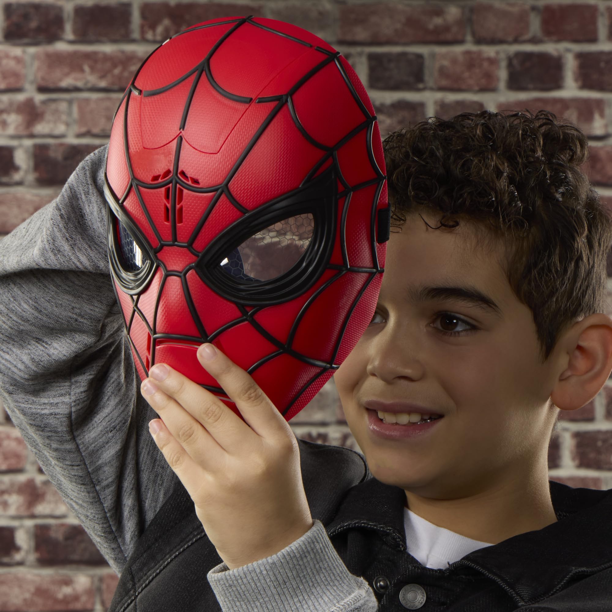 hasbro-spider-man-brand-new-day-masque-lumineux-sonore-enfant image 5