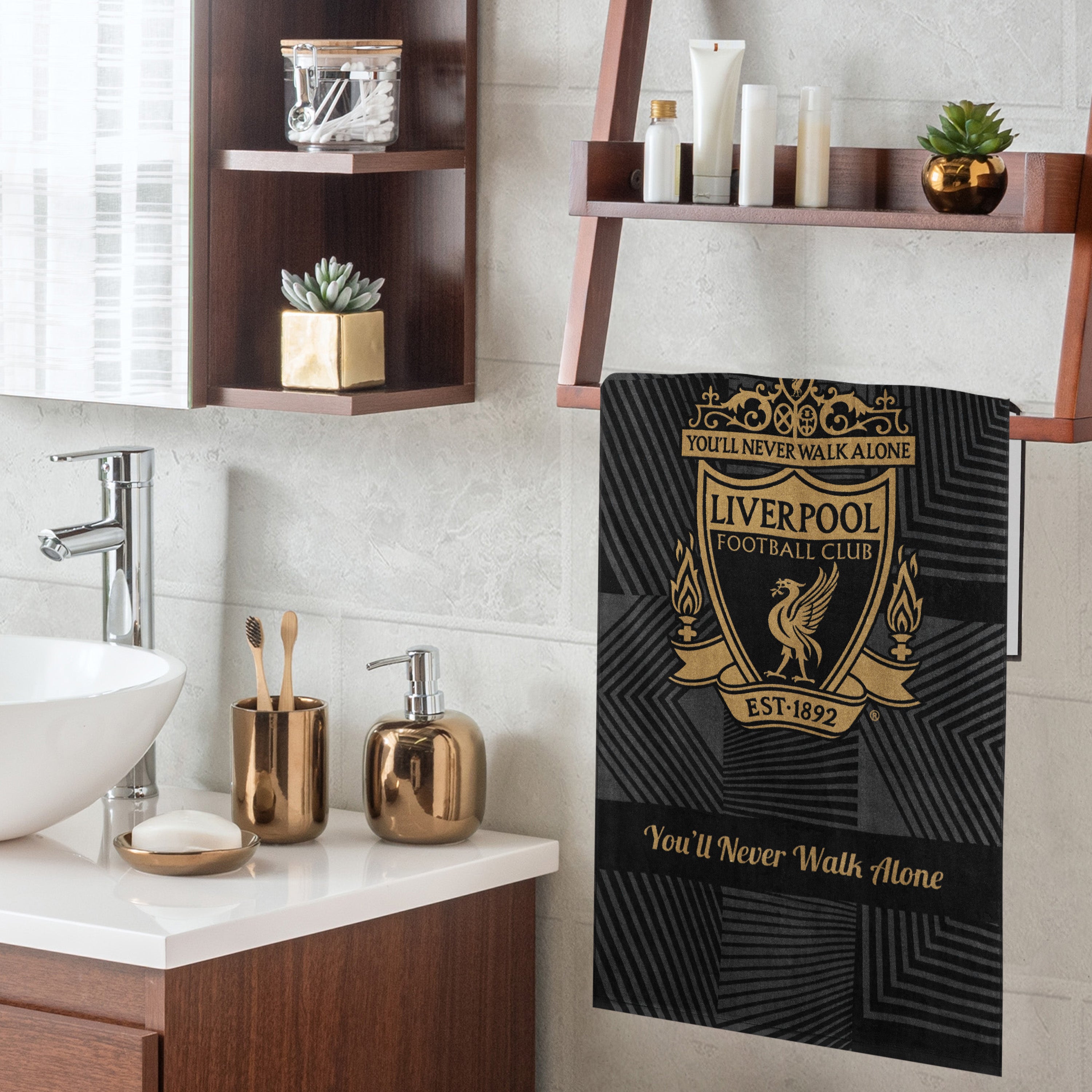 liverpool-f-c-serviette-bain-coton-137x69-noire image 5