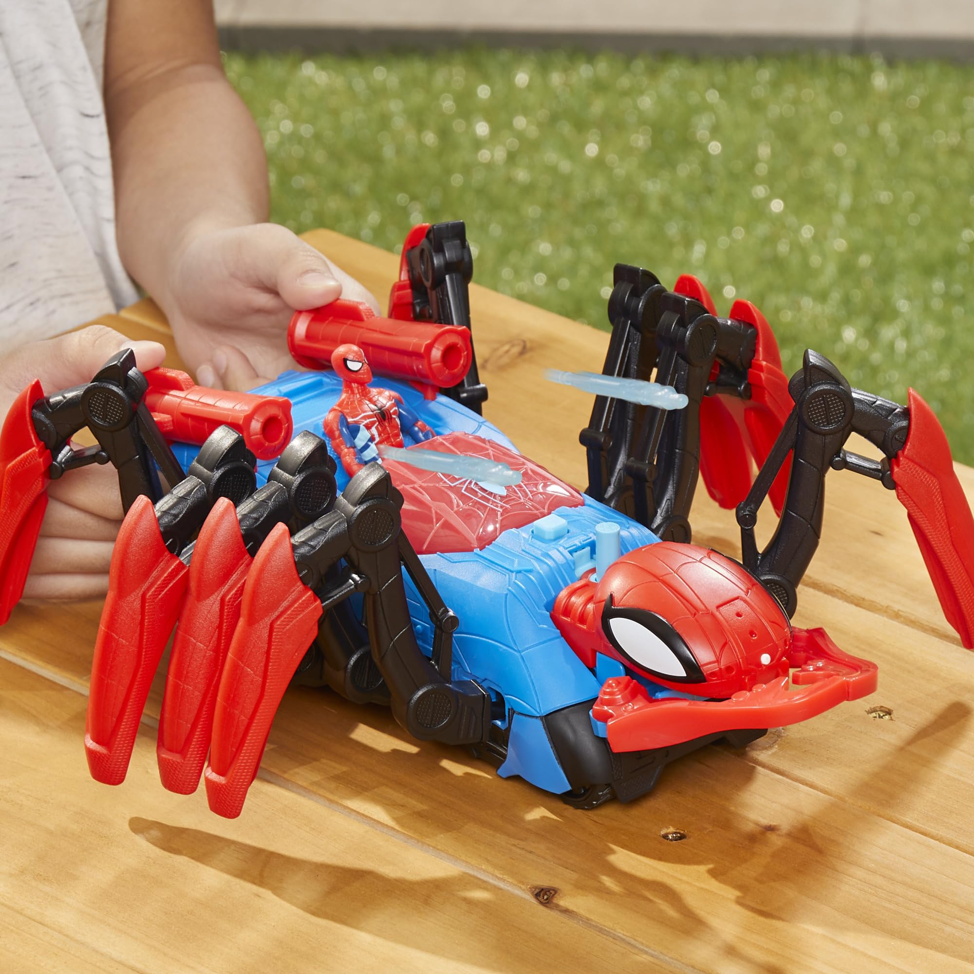 marvel-spider-man-araign-e-de-combat-voiture-jouet-avec-figurine-10cm-d-s-4-ans image 4