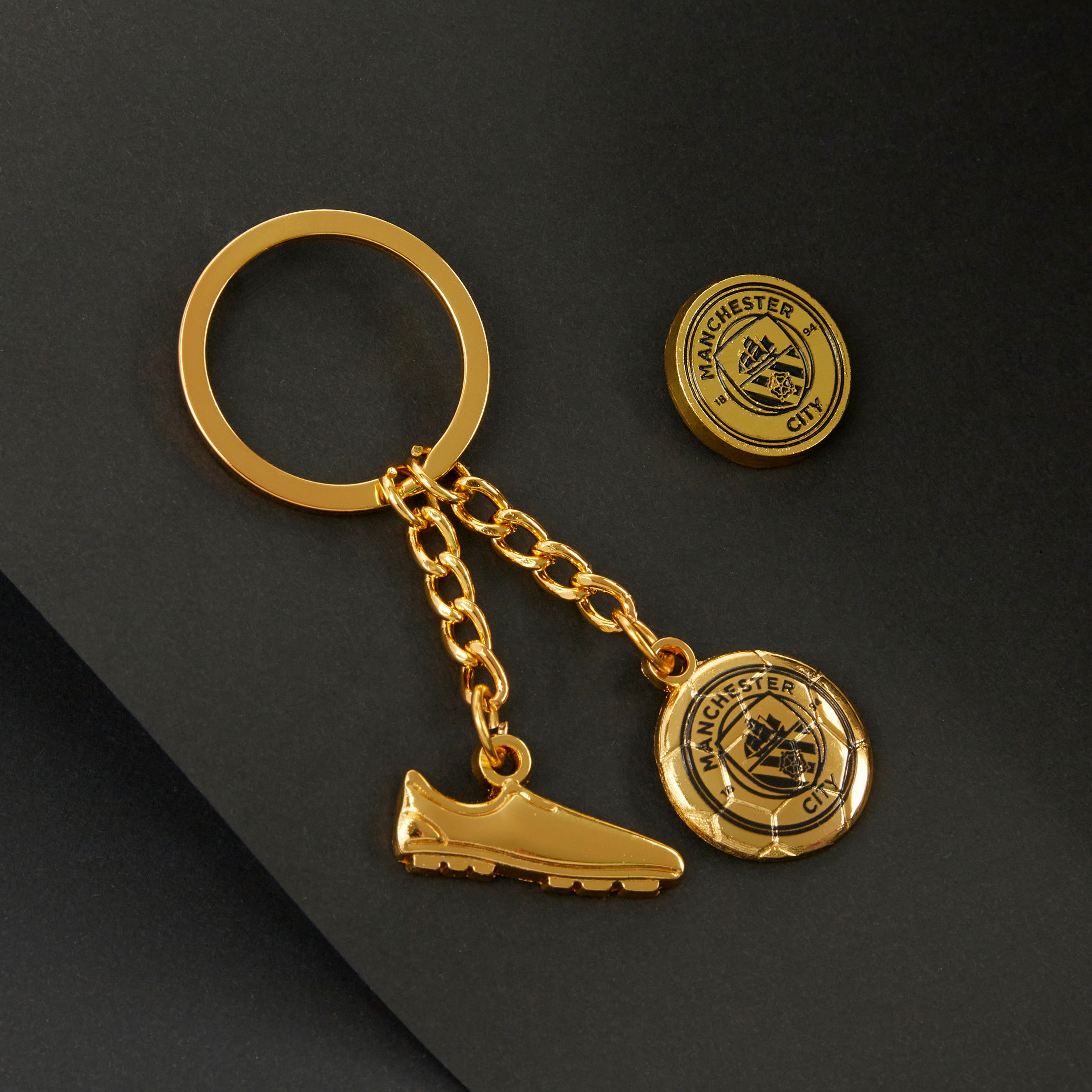 manchester-city-coffret-porte-cl-s-pin-s-supporter image 3