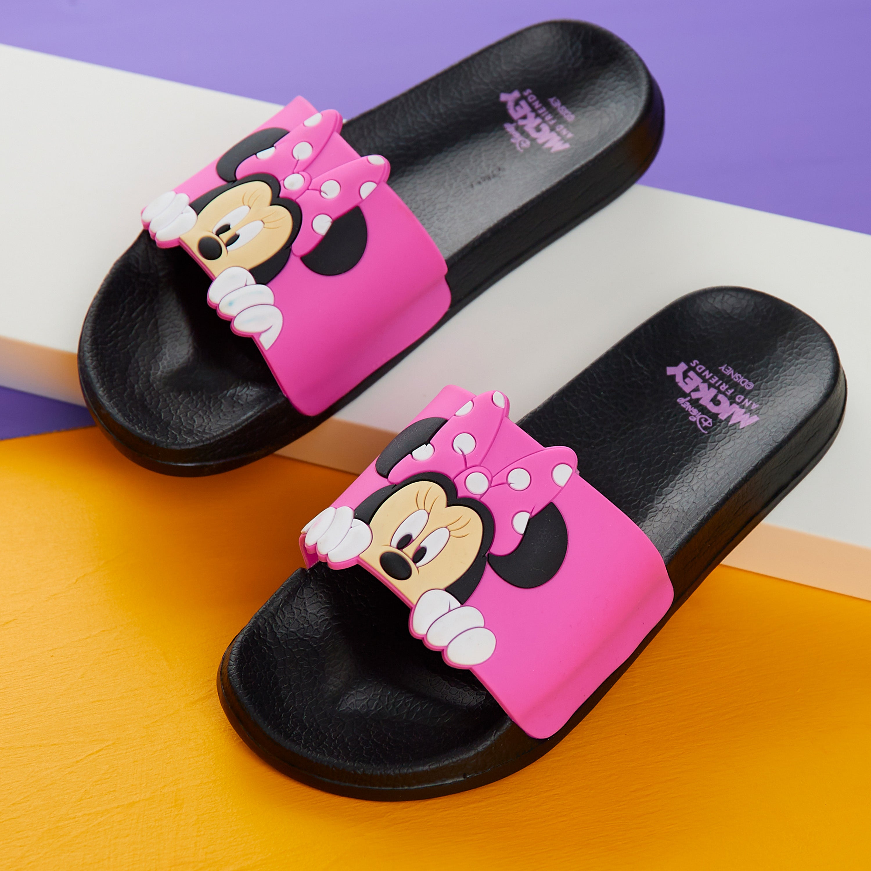 disney-minnie-claquettes-piscine-fille-rose image 2