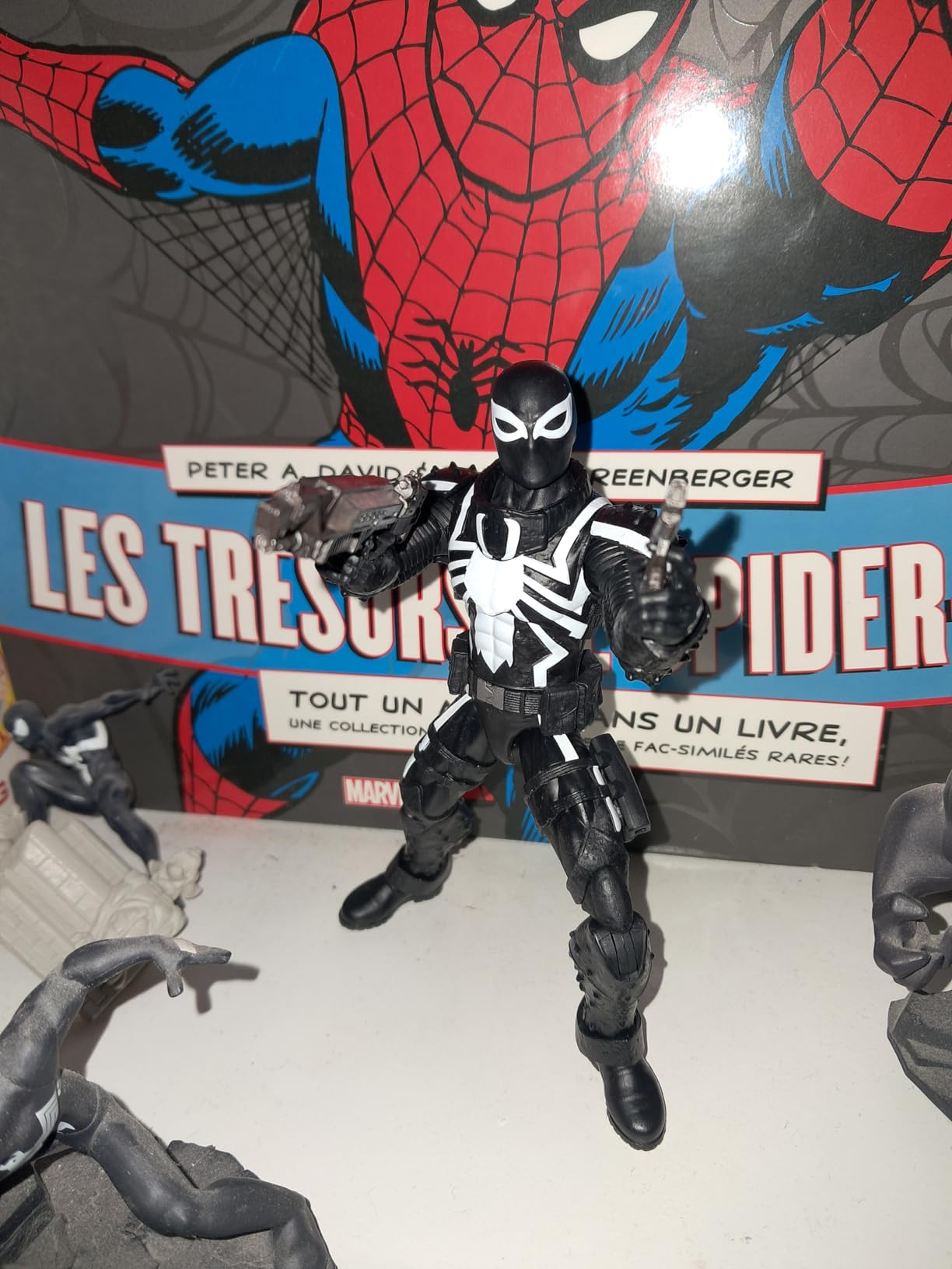 Pose stable