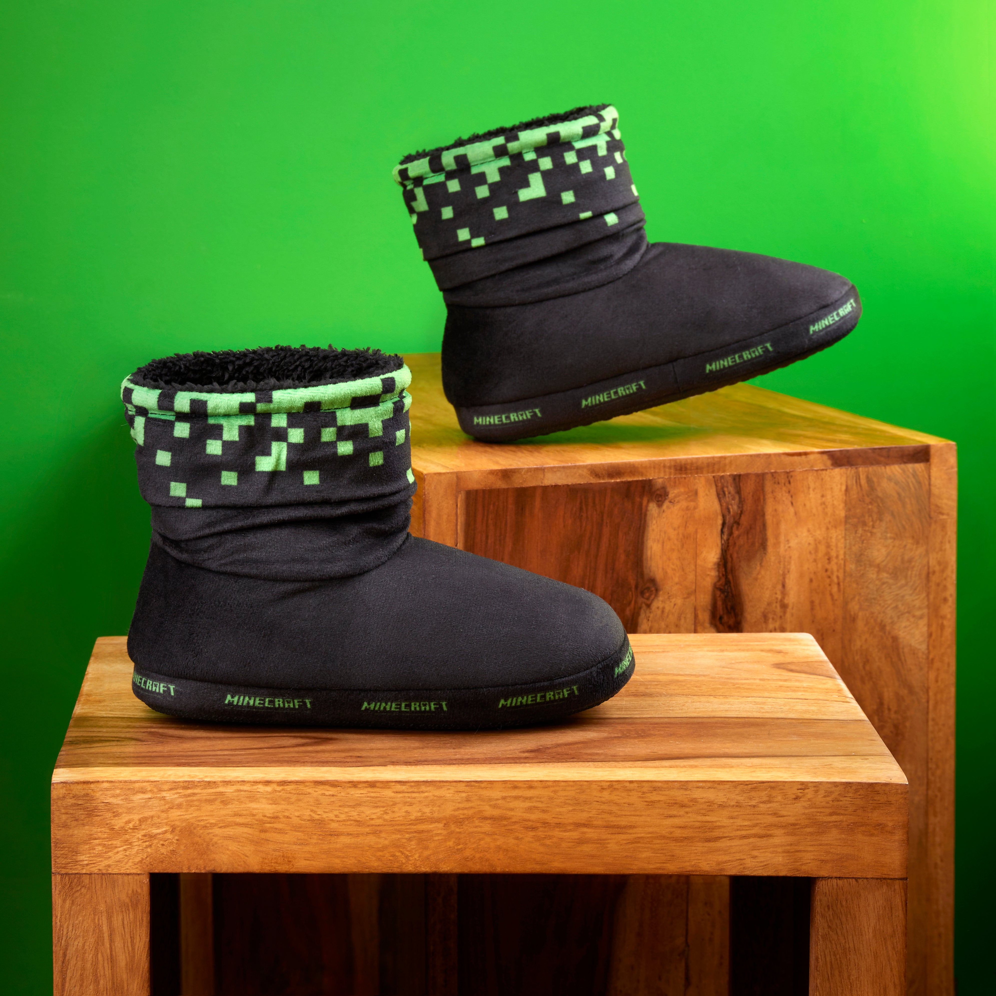 minecraft-bottines-chaussons-enfant-gamer-fourr-es-antidesrapantes image 2